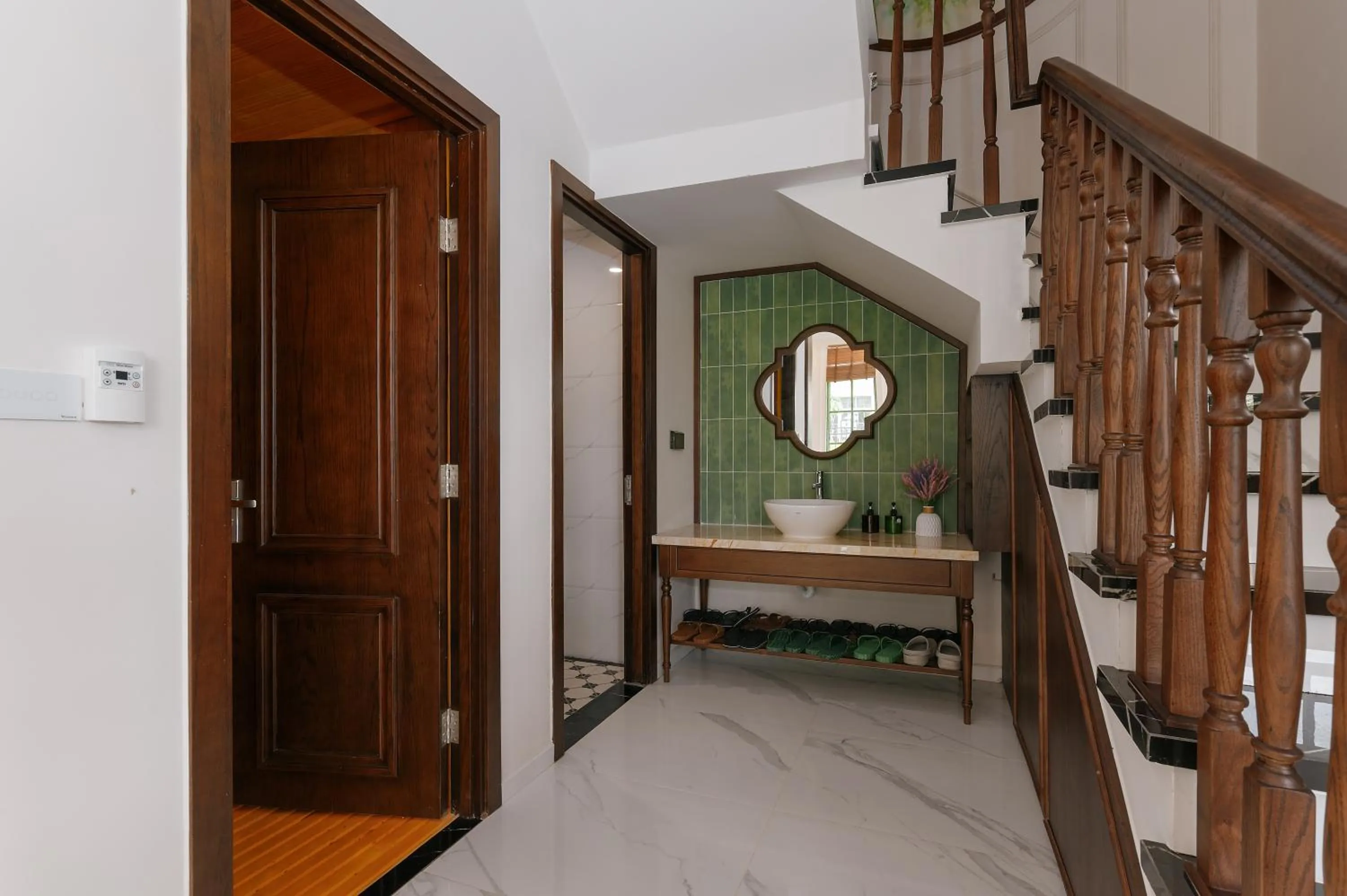 Toilet in La isla Apartments & Villas - Sea View & Fireworks Phu Quoc