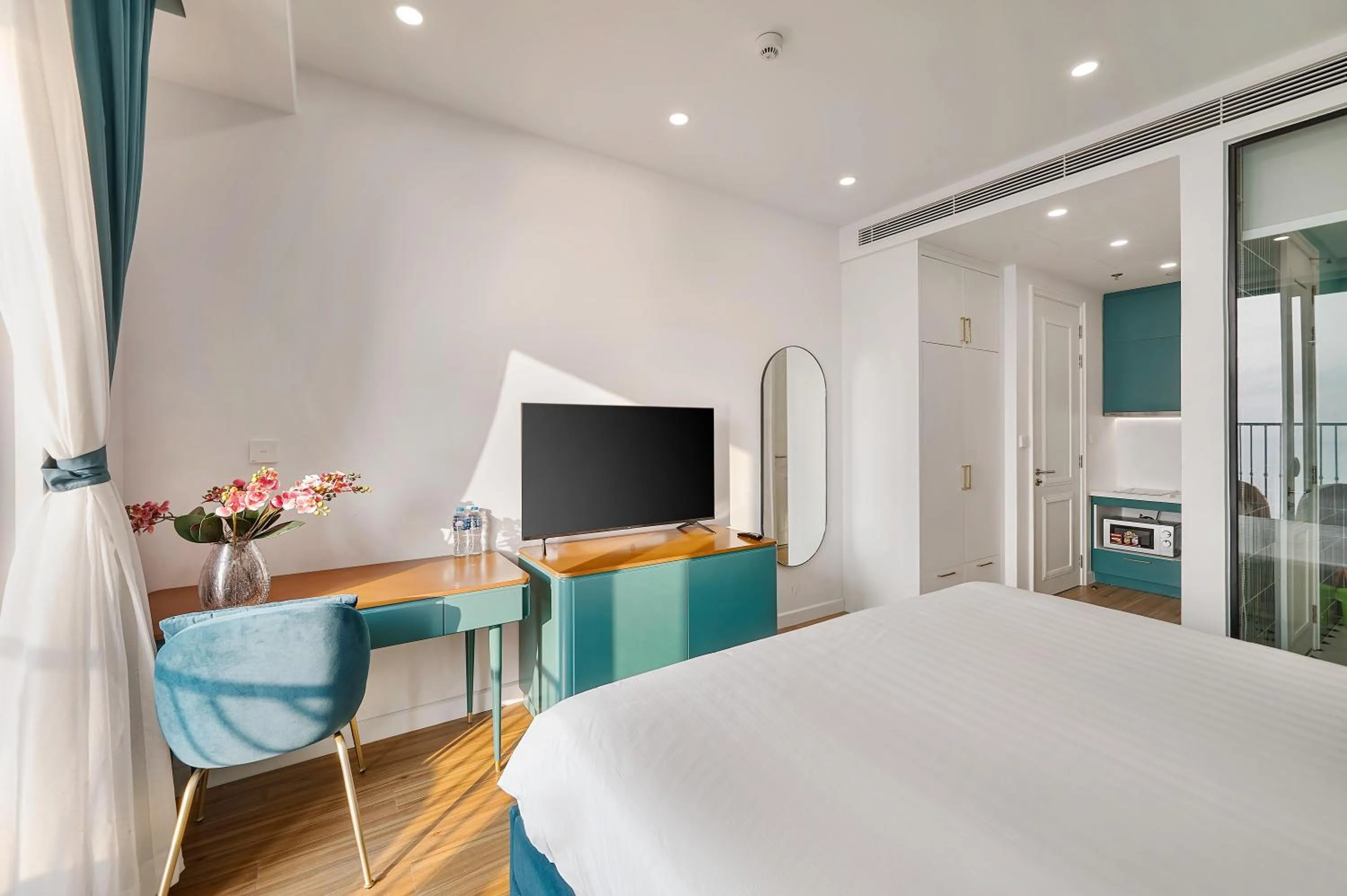 Bed in La isla Apartments & Villas - Sea View & Fireworks Phu Quoc