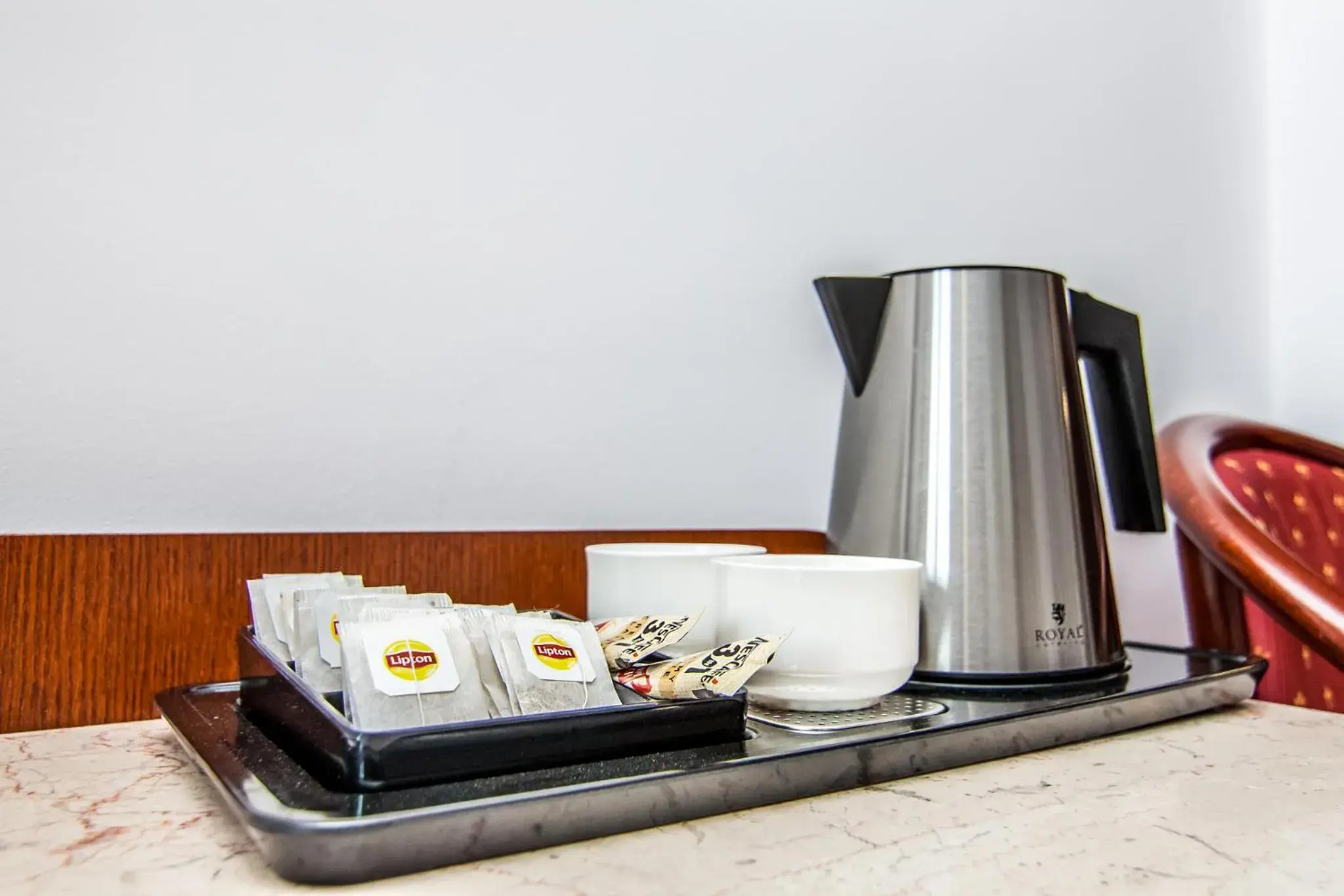 Quadruple Room with Private Bathroom - single occupancy in Hotel Bella Vista Warszawa Quadruple Room with Private Bathroom - single occupancy in Hotel Bella Vista Warszawa