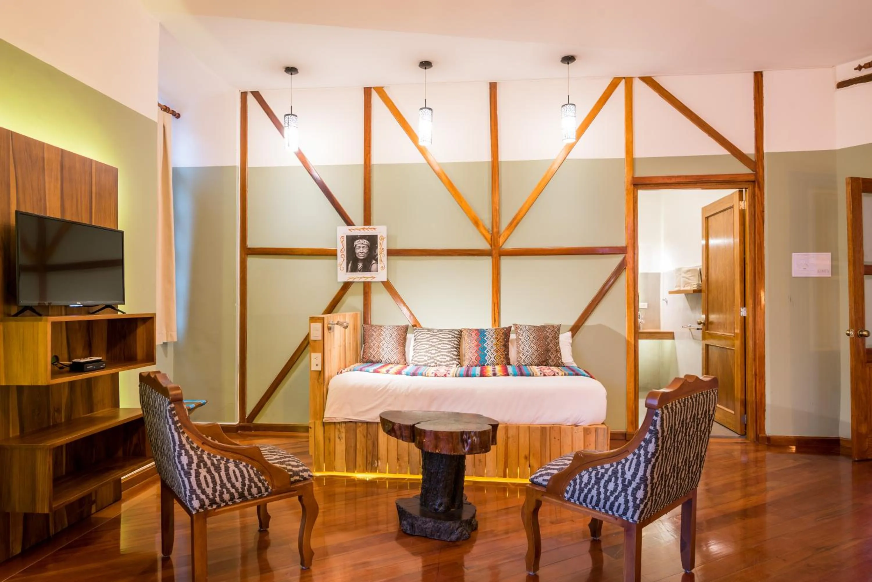 Bedroom, Bed in Viajero Quito Hostel