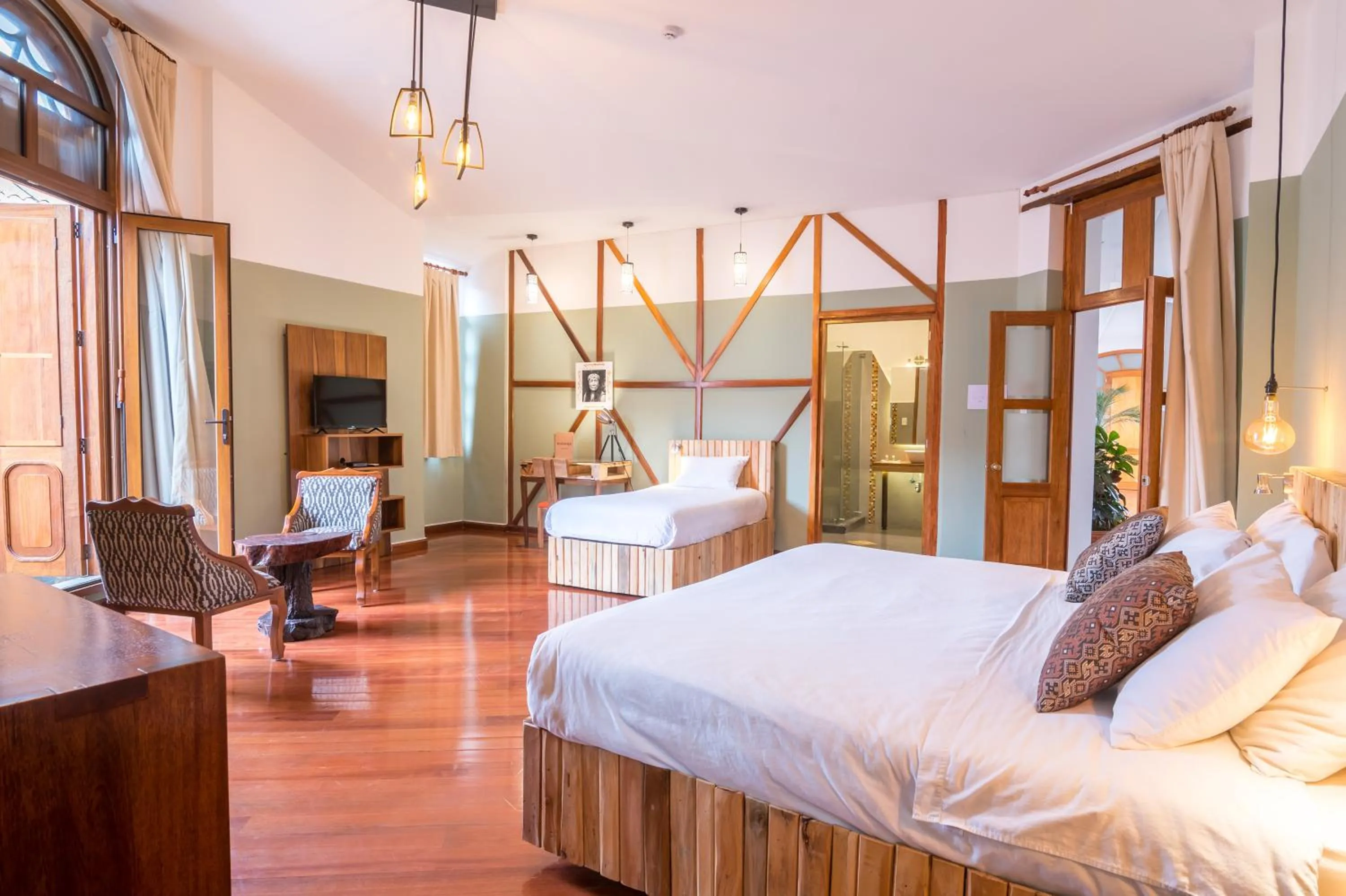 Bedroom, Bed in Viajero Quito Hostel