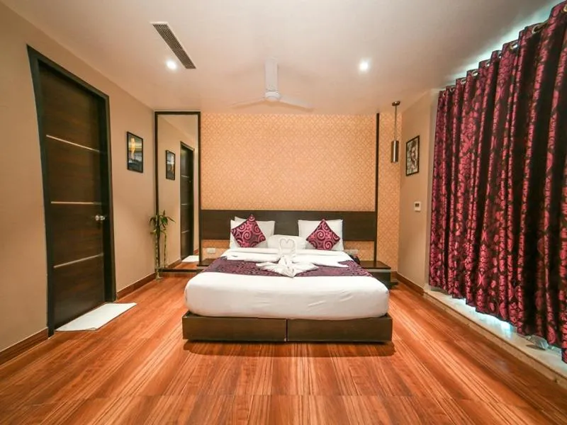 Bed in WoodApple Residency