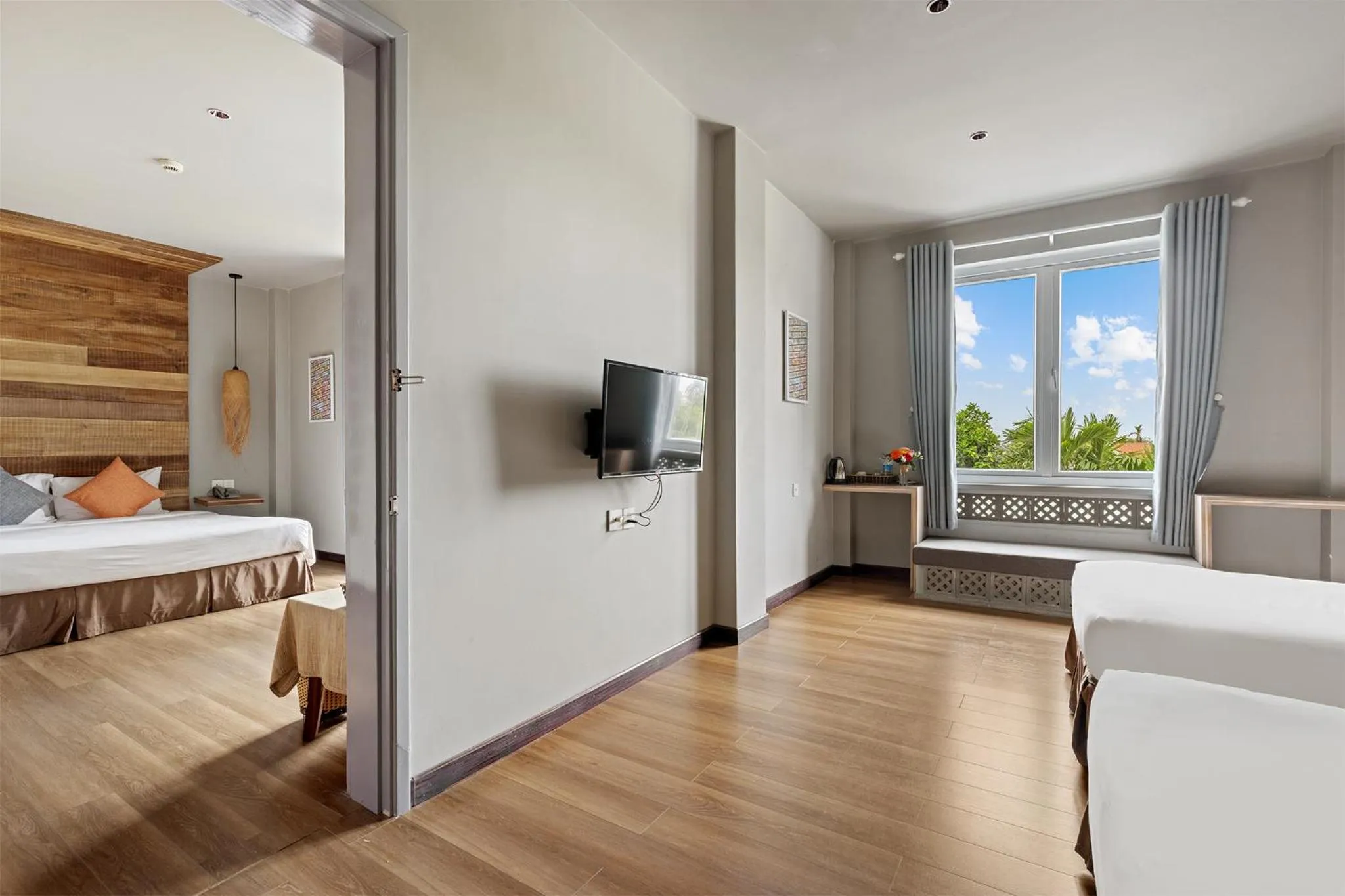 Photo of the whole room, Bed in Goda Boutique Hotel