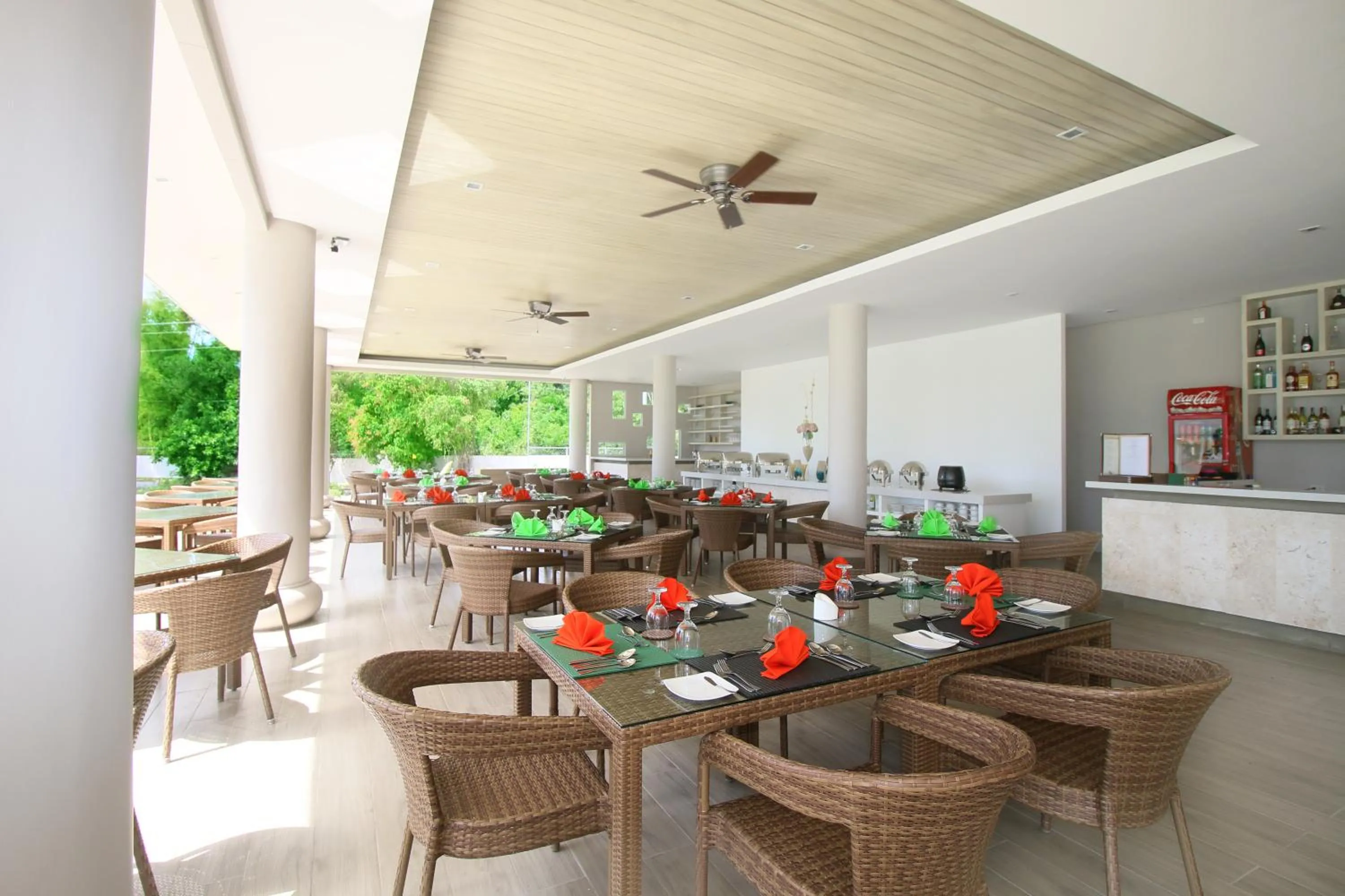 Restaurant/places to eat in Bohol Shores