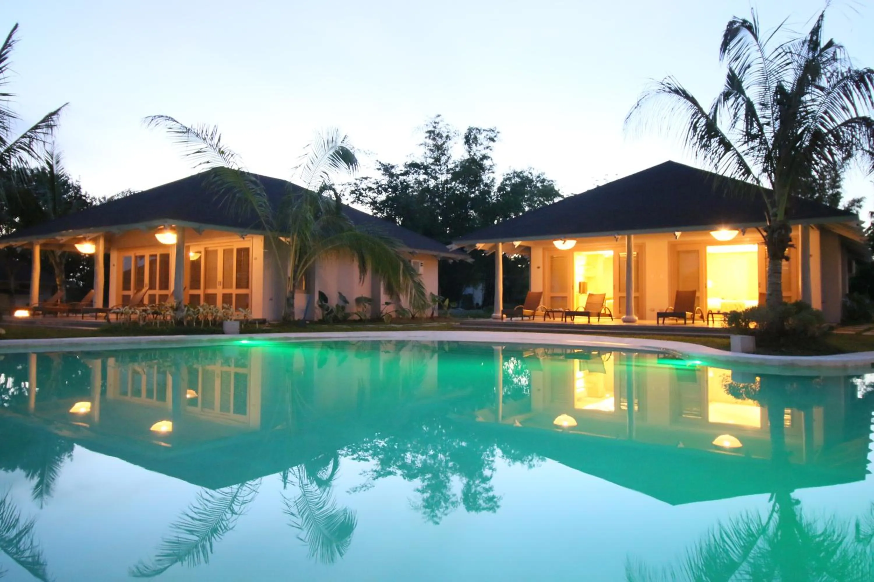 Pool view in Bohol Shores