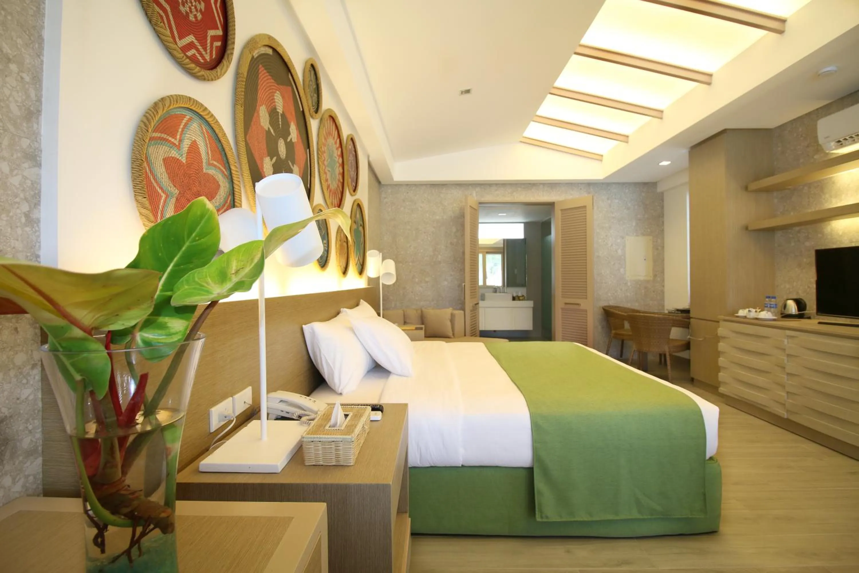 Photo of the whole room, Bed in Bohol Shores