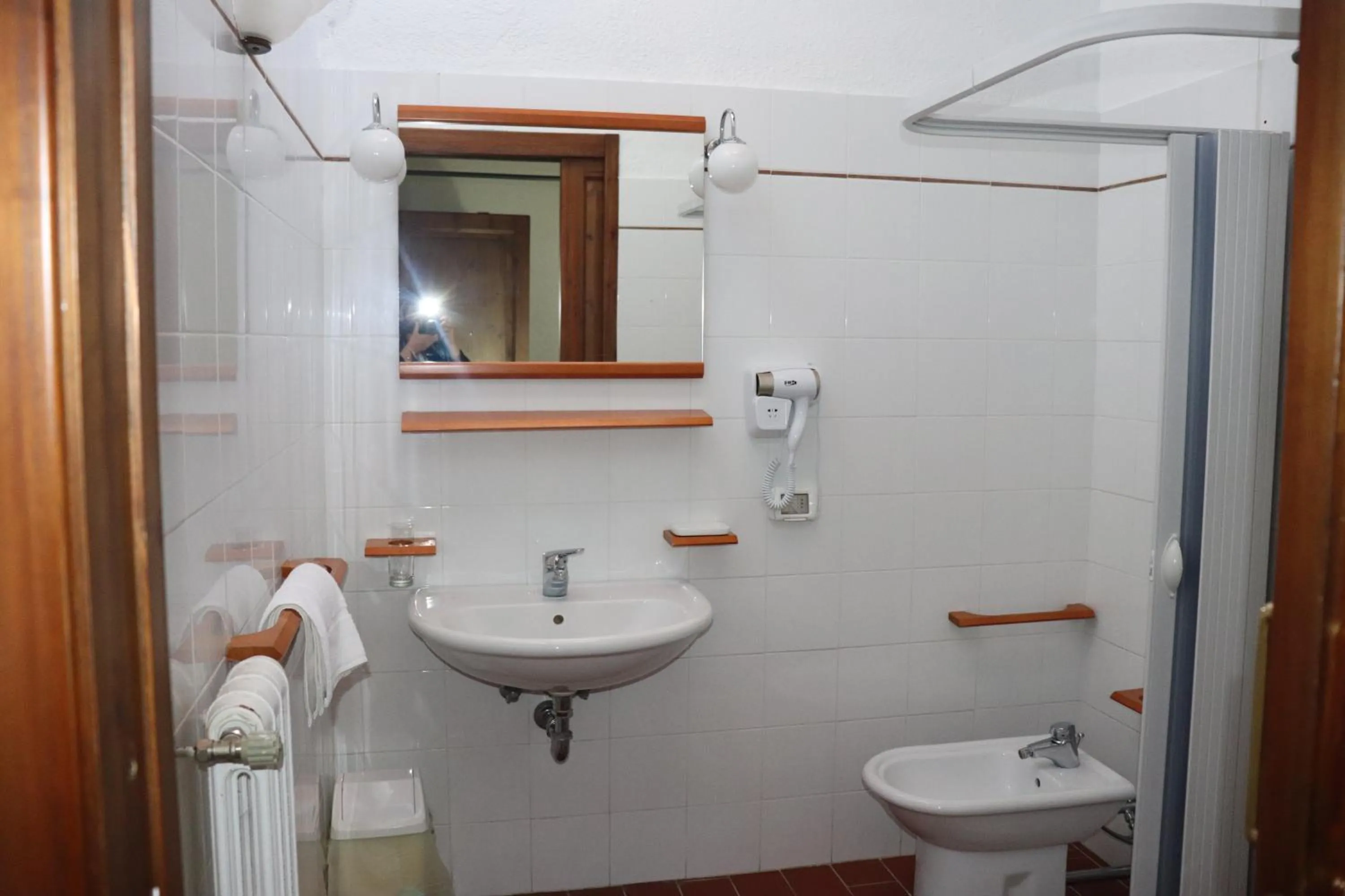 Three-Bedroom Apartment (6 Adults) in Badia il Vingone