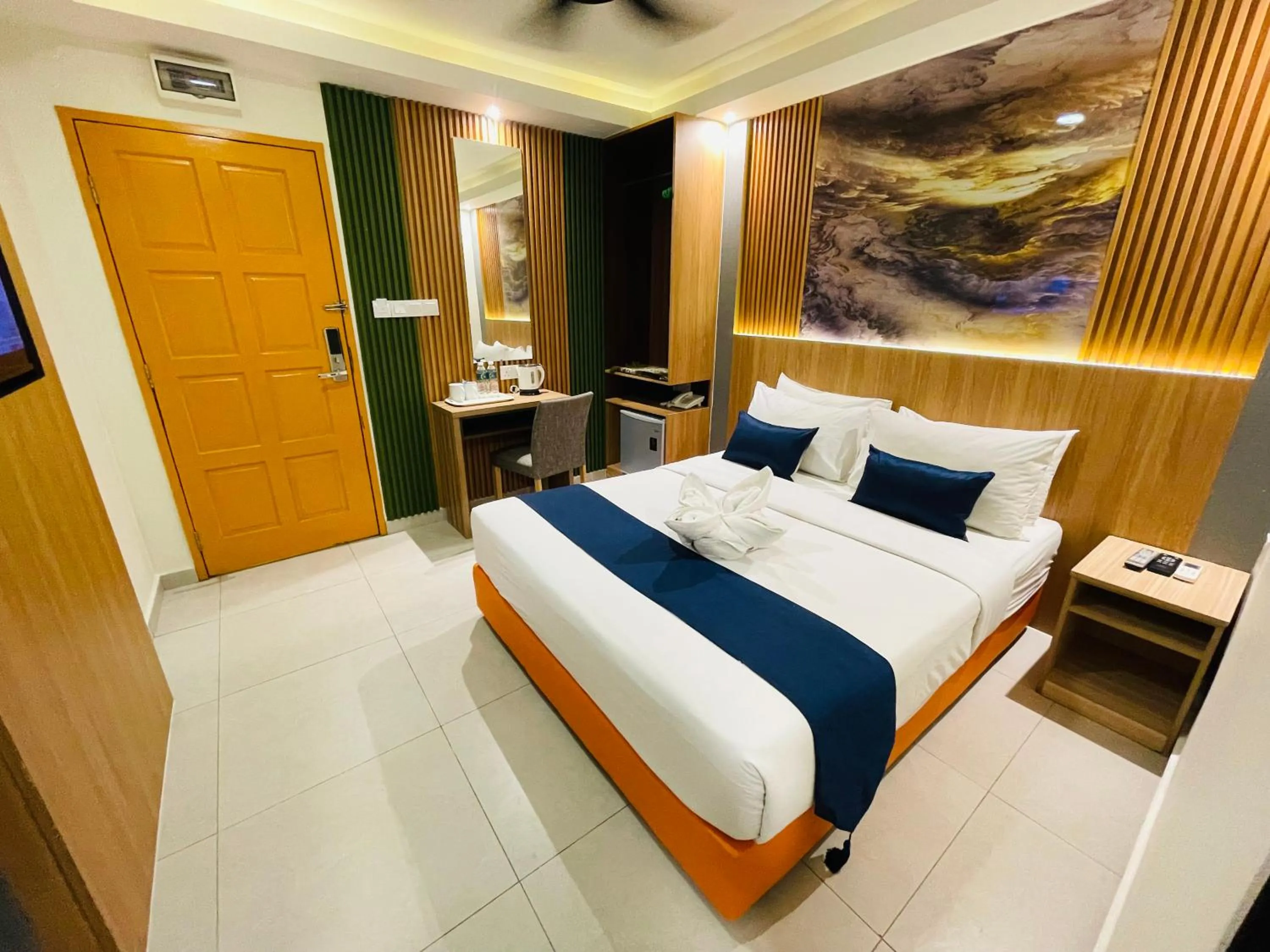 Property building, Bed in ESSY Hotel KL Sentral