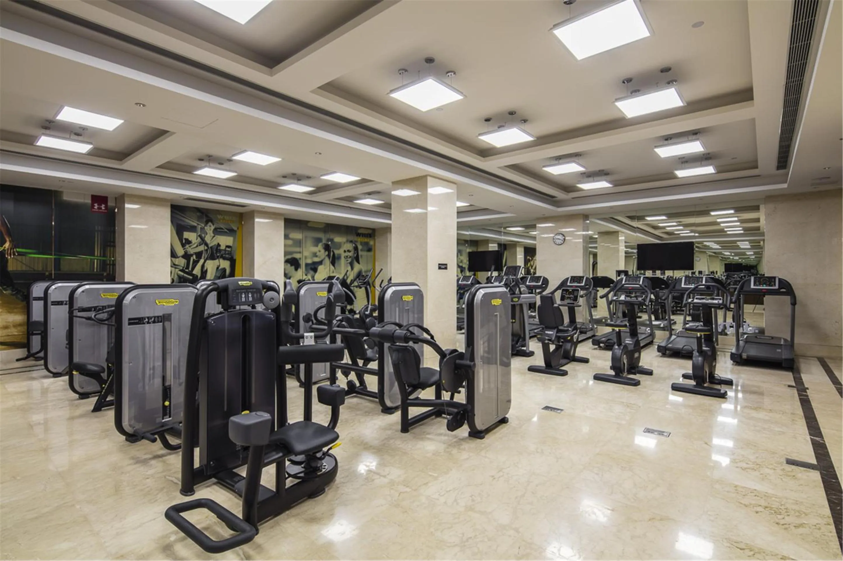 Fitness centre/facilities in Royal Century Hotel Shanghai