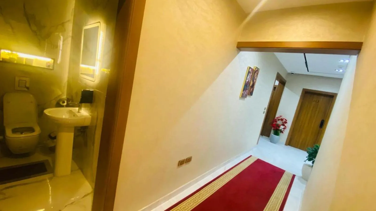 Hot Spring Bath in Golden Season Hotel