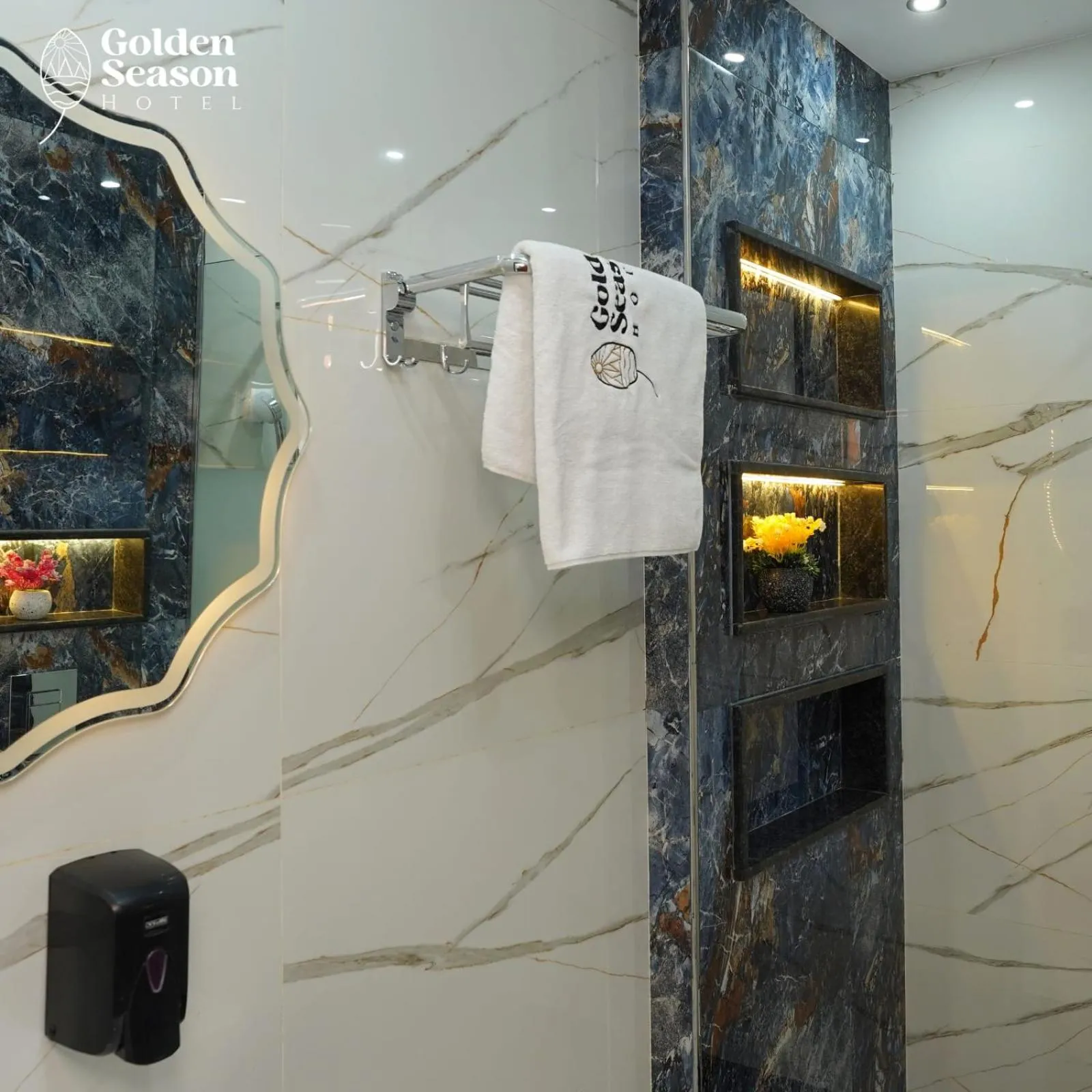 Shower in Golden Season Hotel