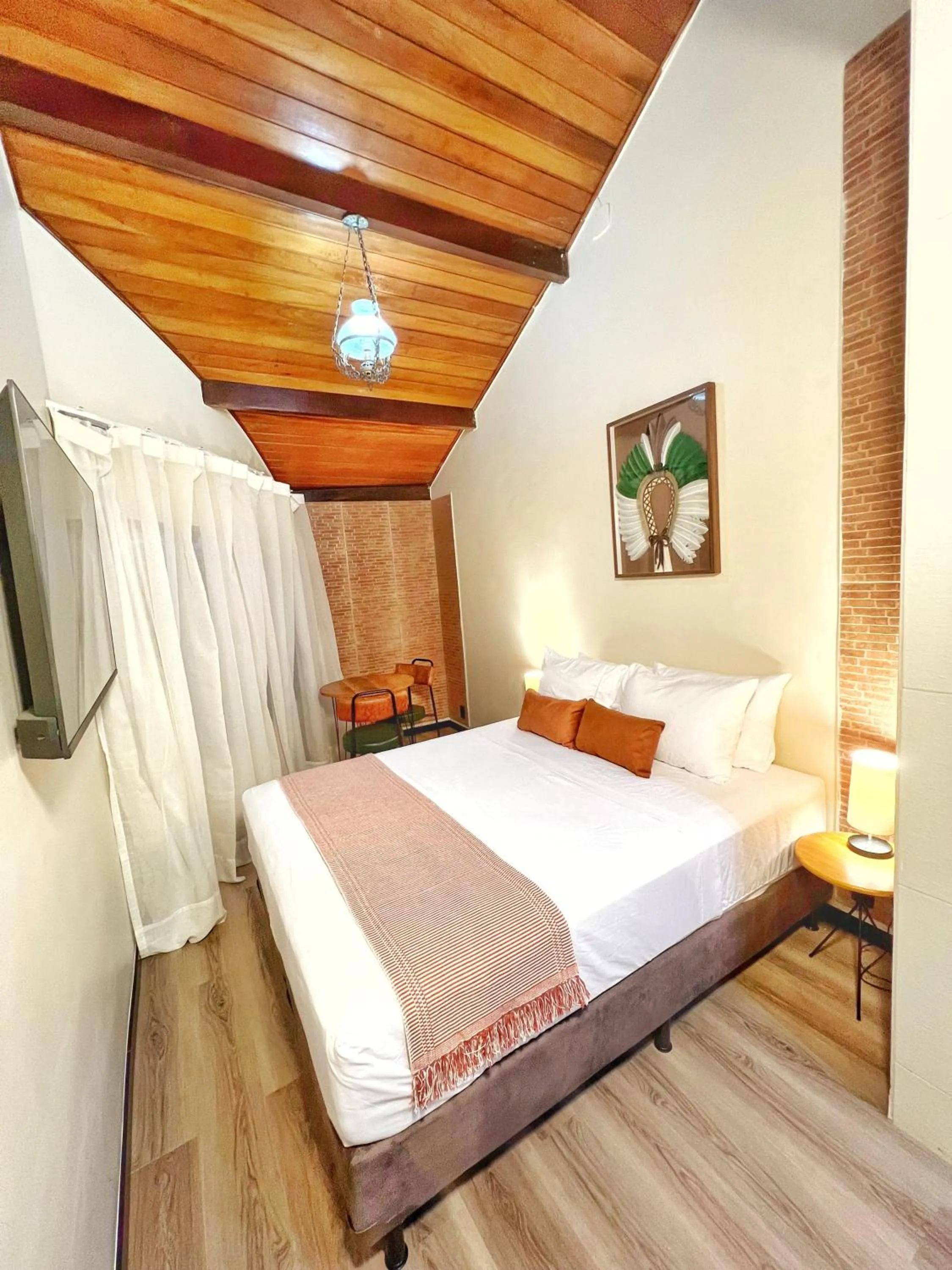 Deluxe Family Room in Cozy House