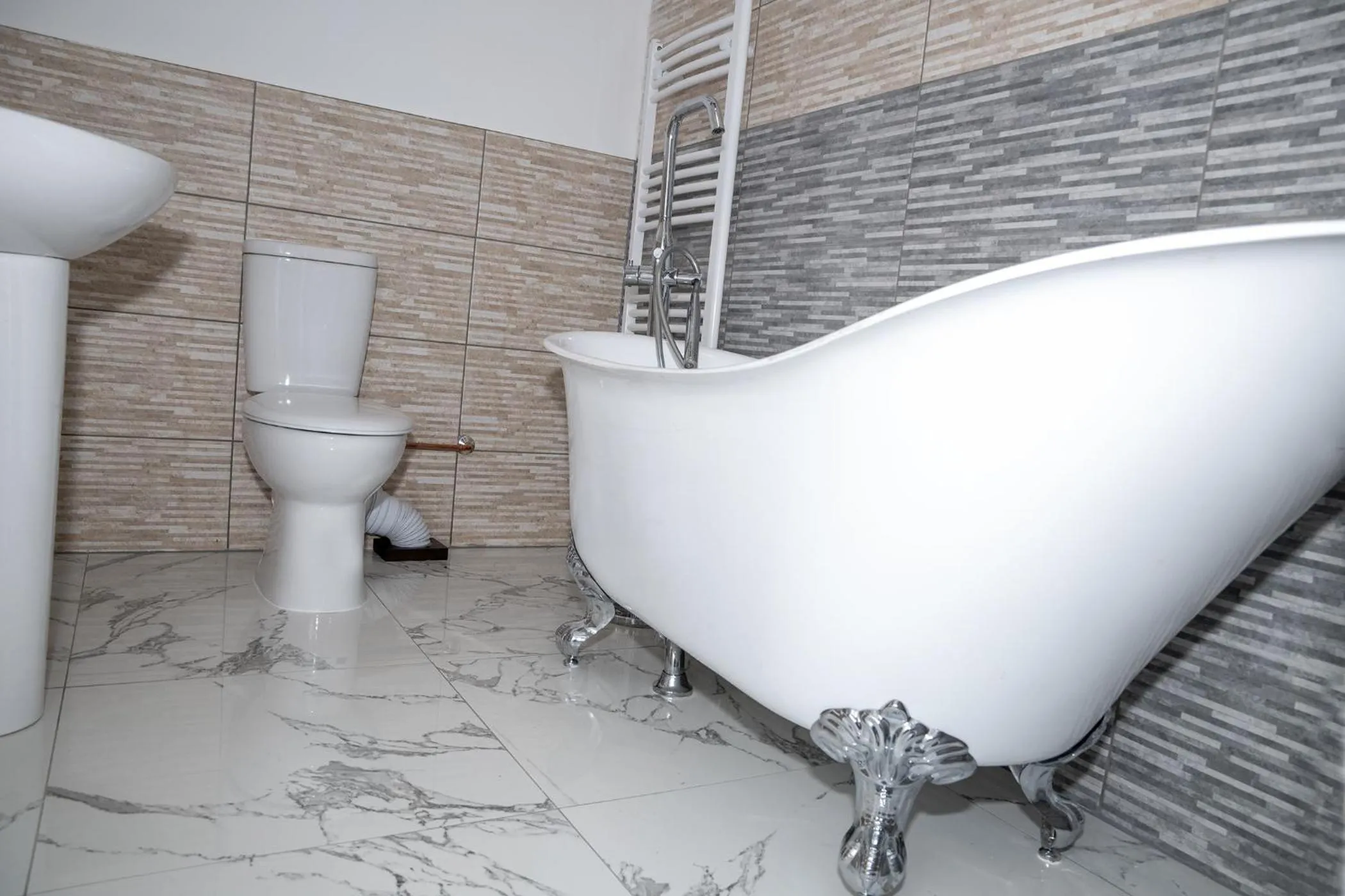 Bathroom in The Old Bell