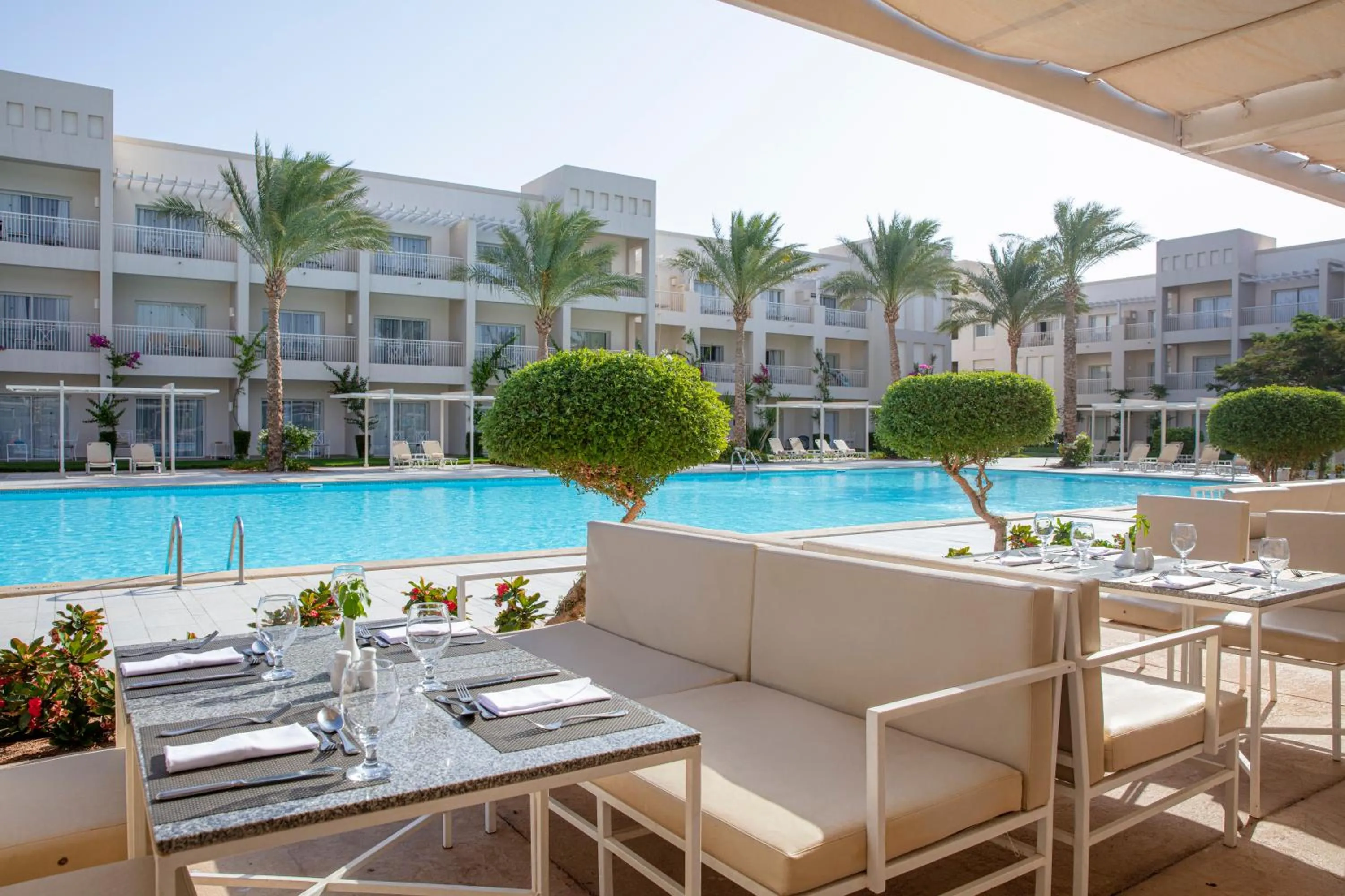 Restaurant/places to eat in JAZ Aquaviva