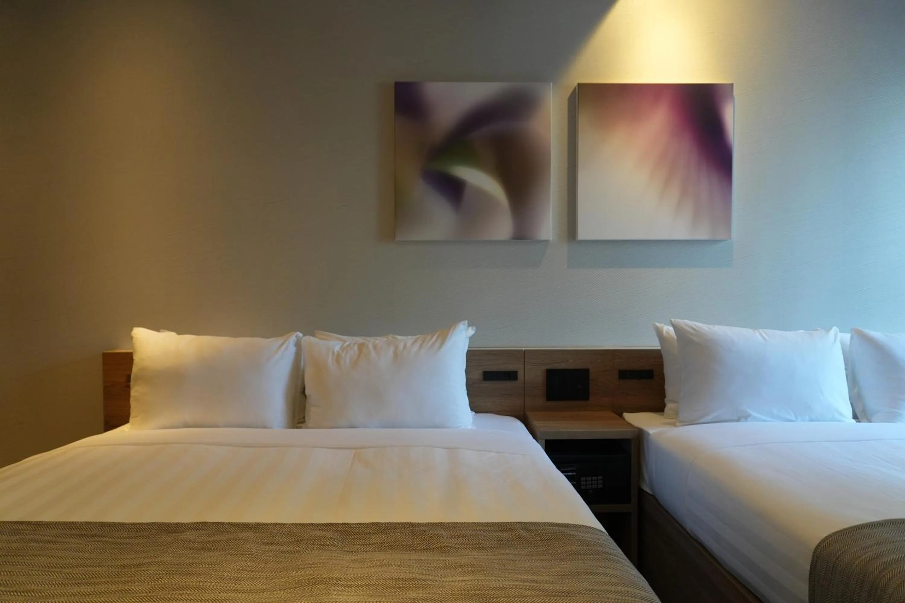 Bed in Premium Apart MONday GINZA EAST