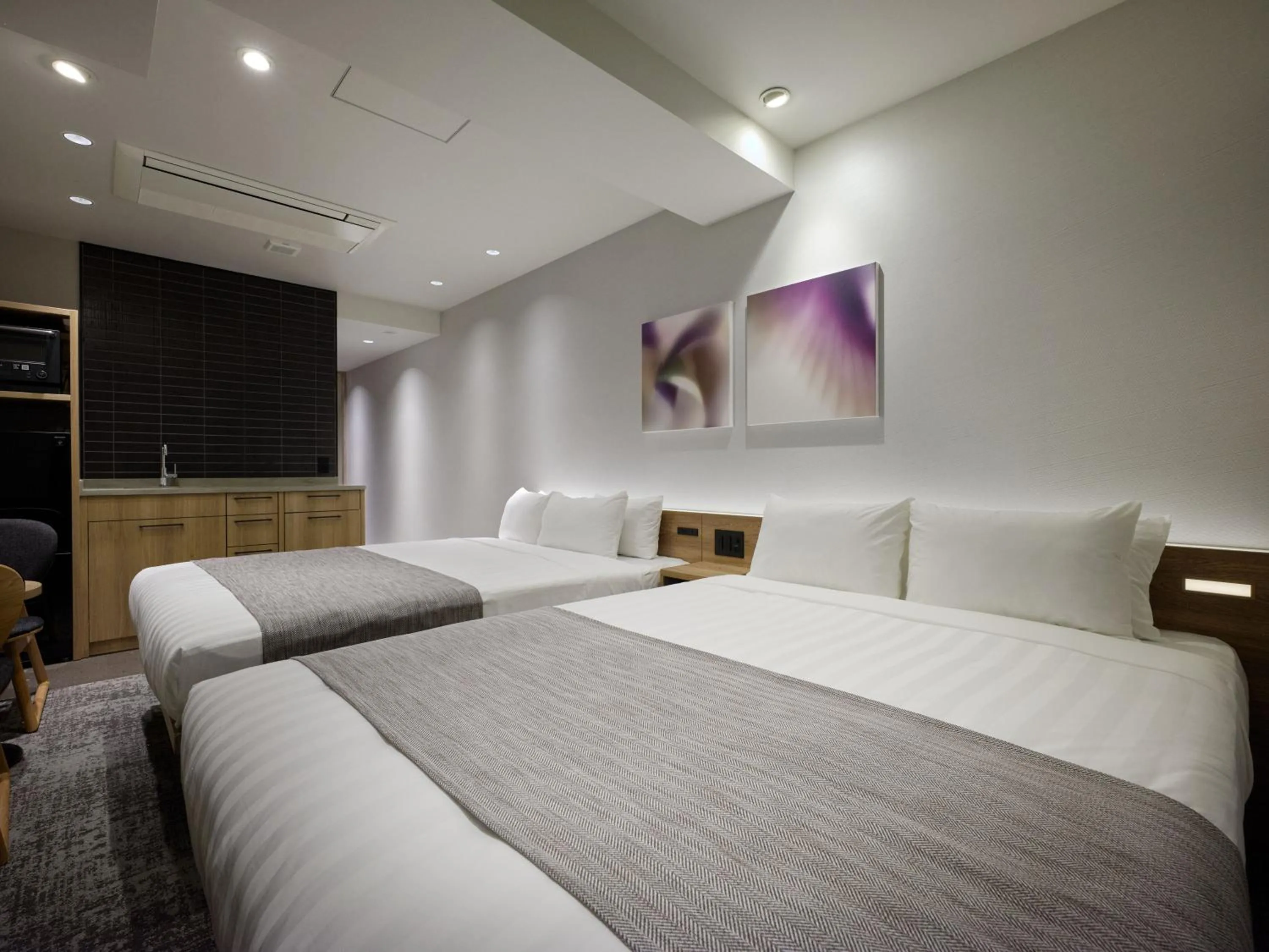 Bed in Premium Apart MONday GINZA EAST