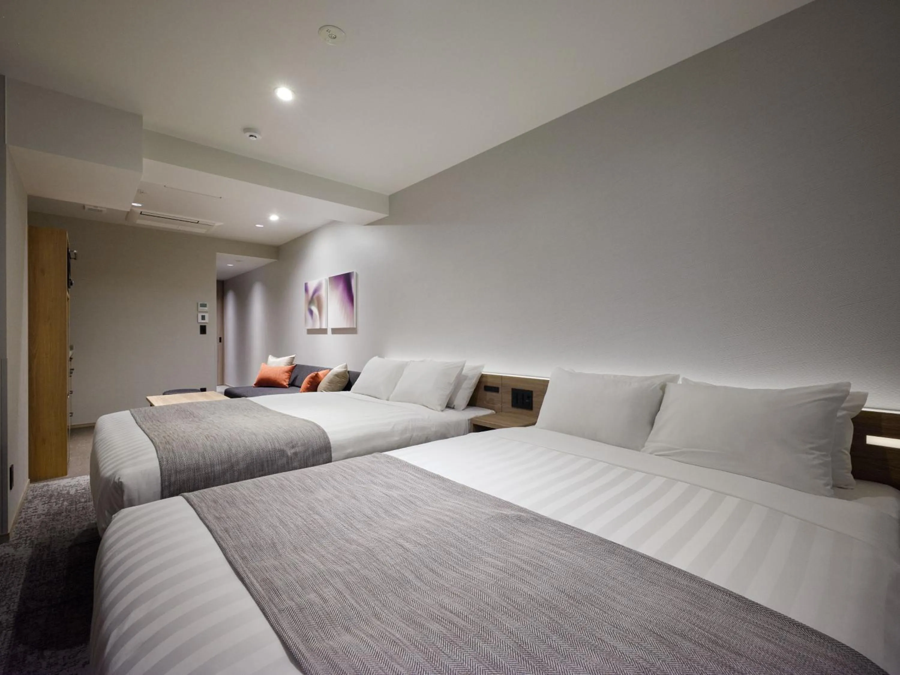 Bed in Premium Apart MONday GINZA EAST