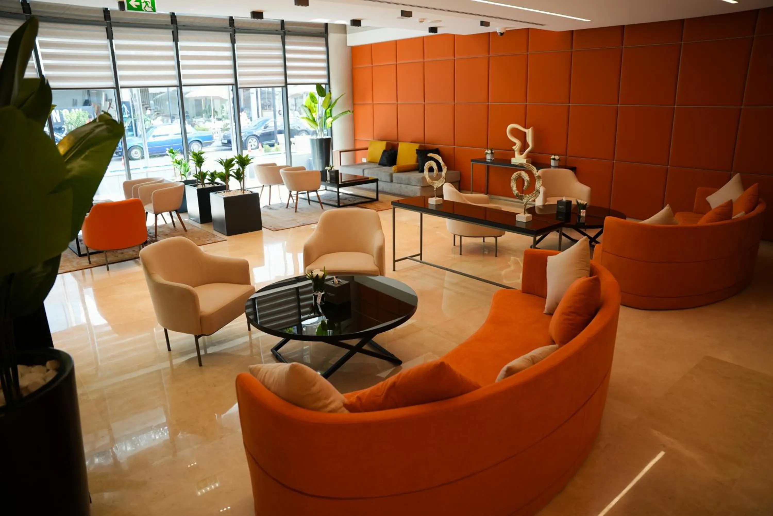 Restaurant/places to eat in Swisstouches Hotel Amman