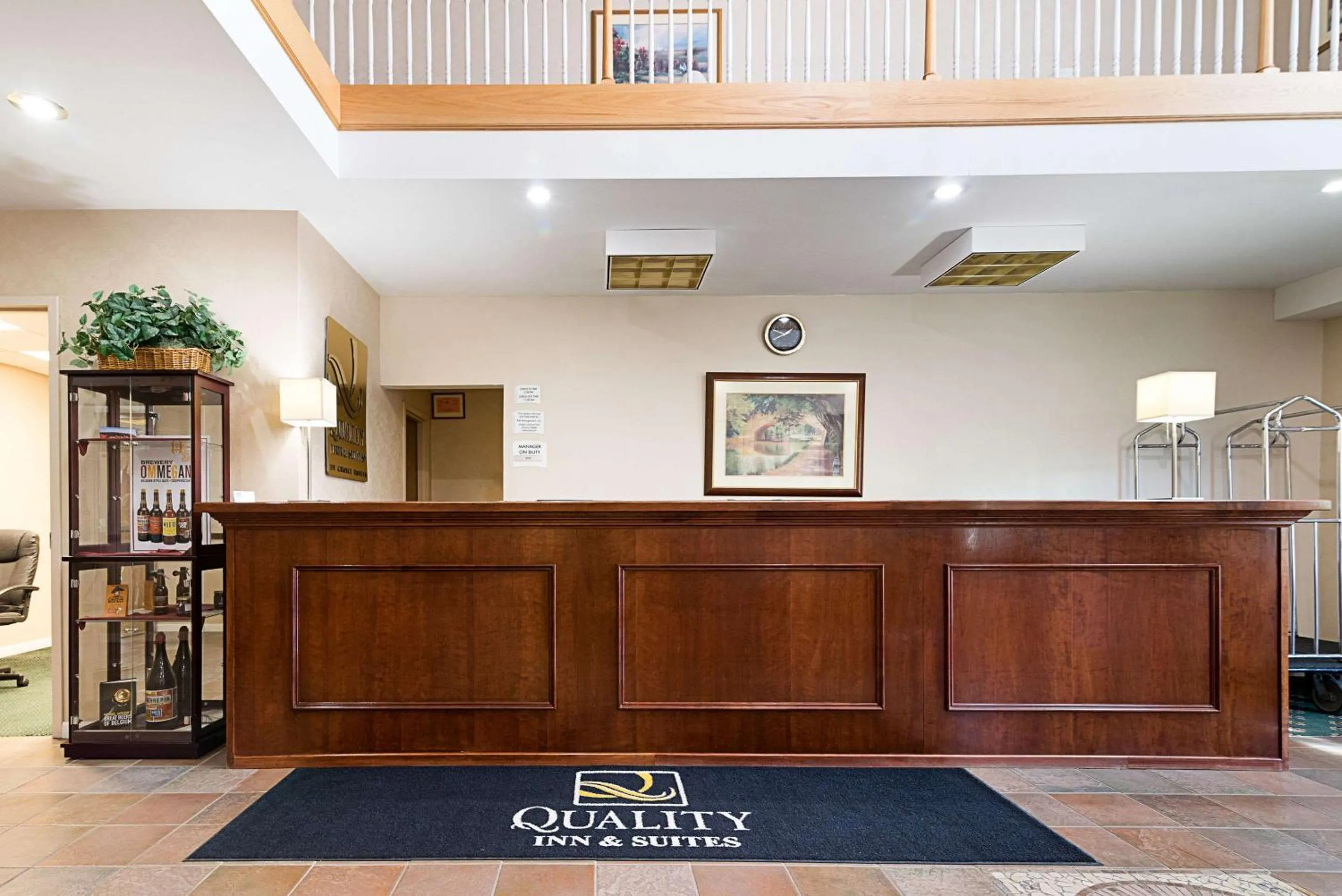 Lobby or reception in Quality Inn & Suites Schoharie near Howe Caverns