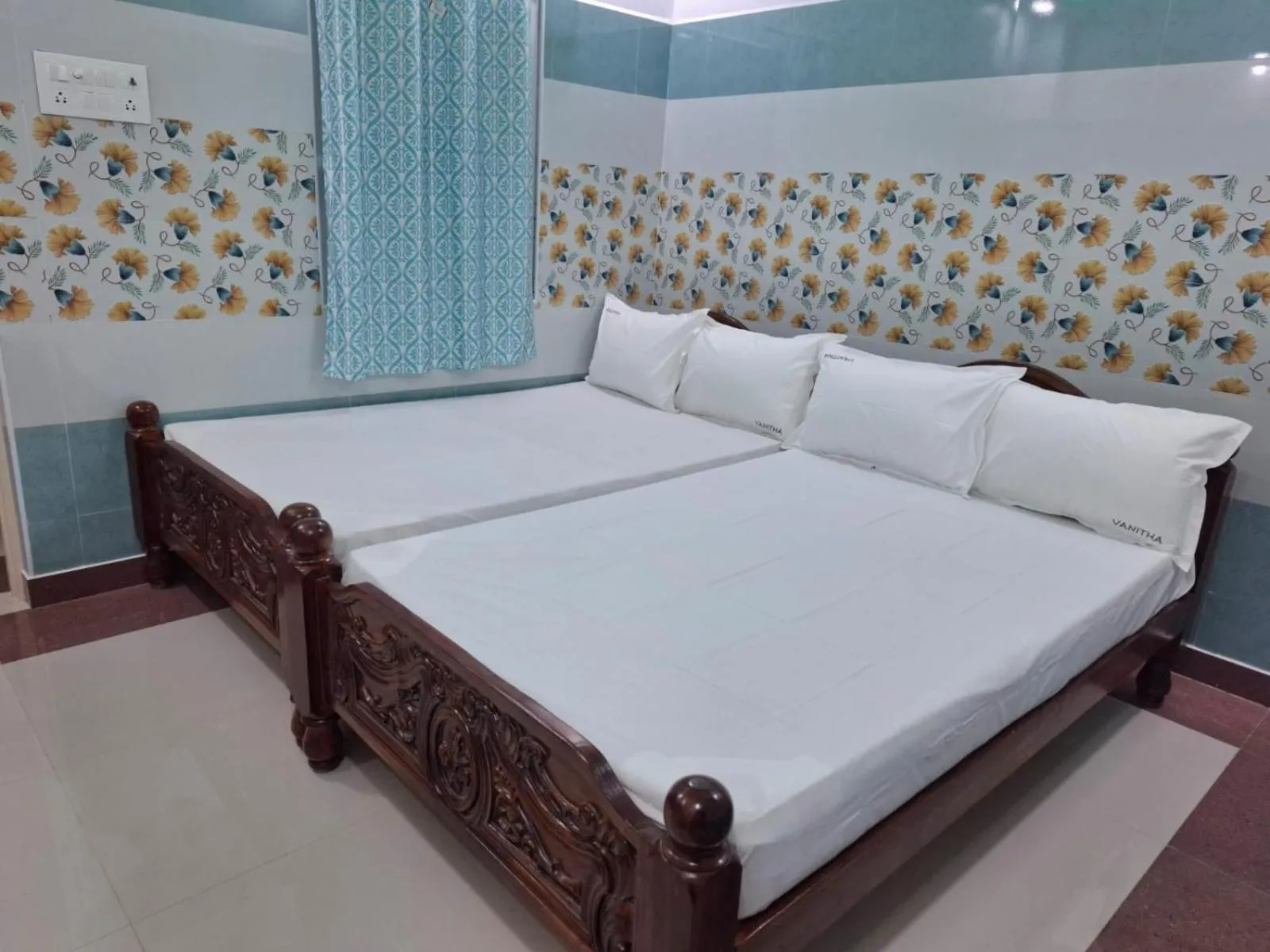 Bed in Ambika Residency & Mahal