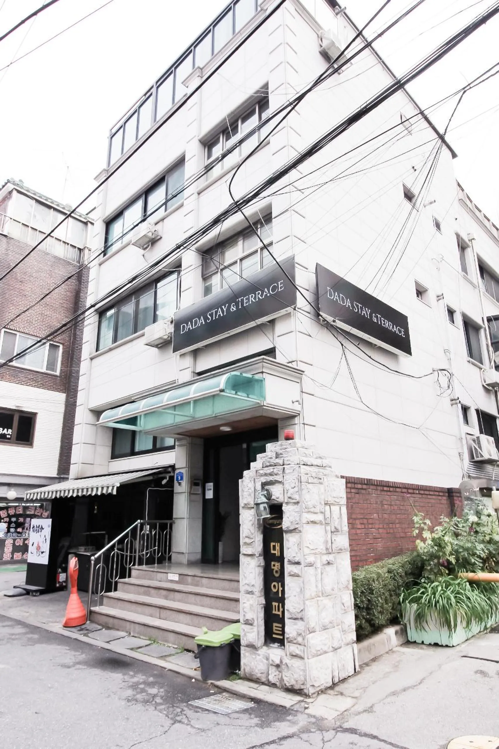 Property building in Dada Stay Hongdae