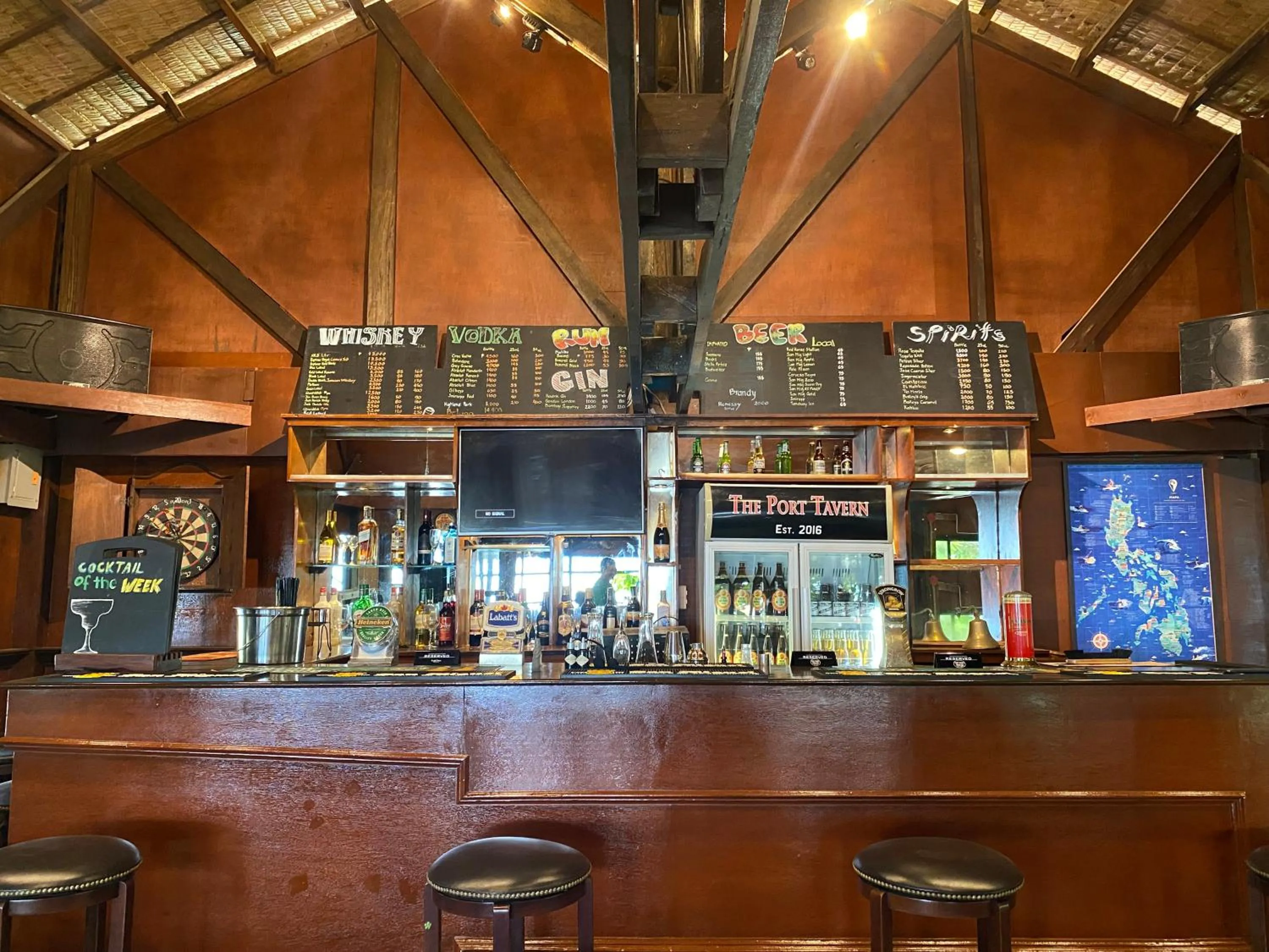 Restaurant/places to eat in Seasta Beach Resort