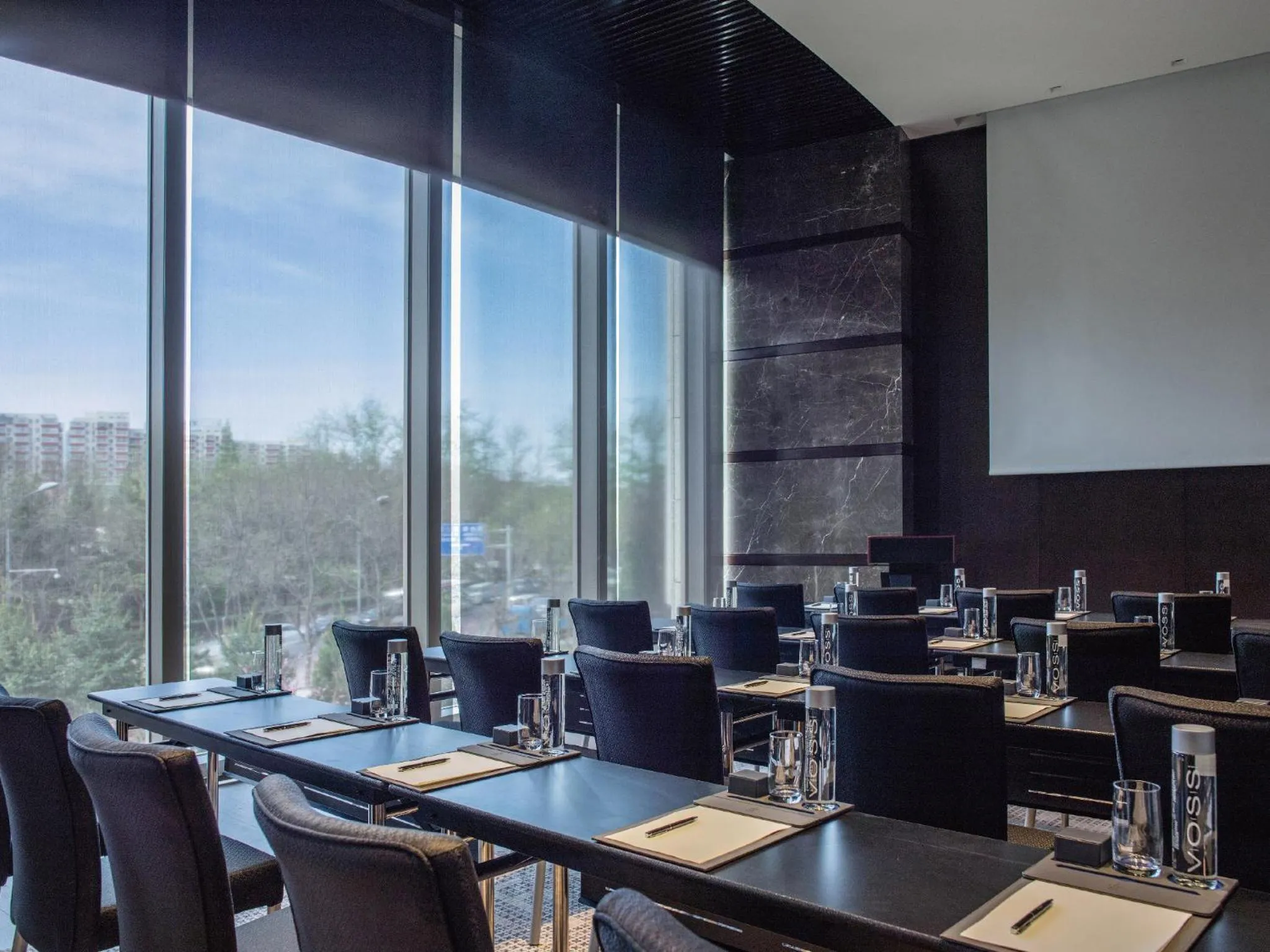 Meeting/conference room in NUO Hotel Beijing