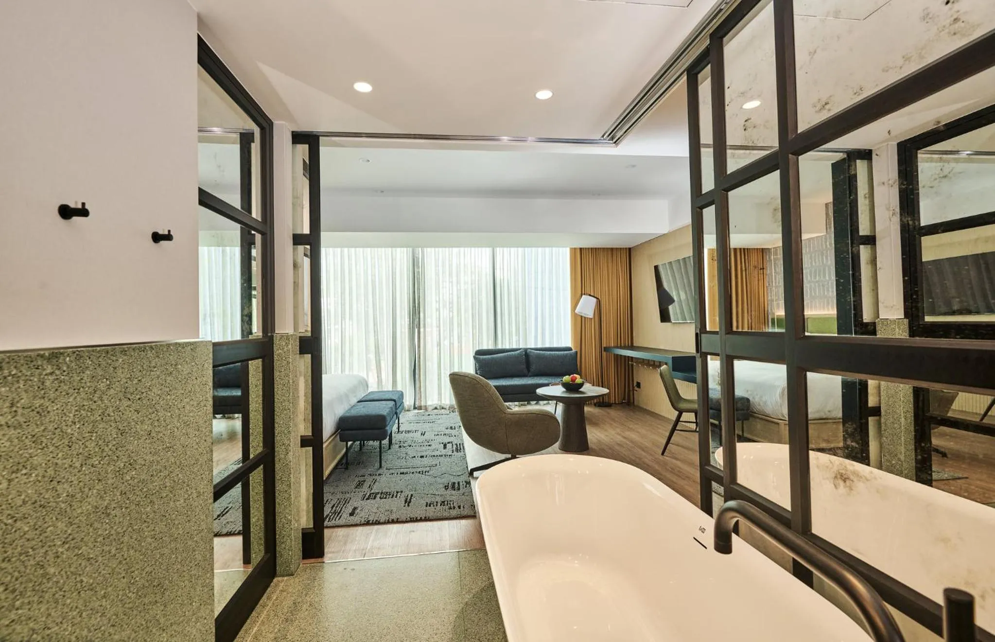 Photo of the whole room in Hotel Indigo Lima Miraflores by IHG