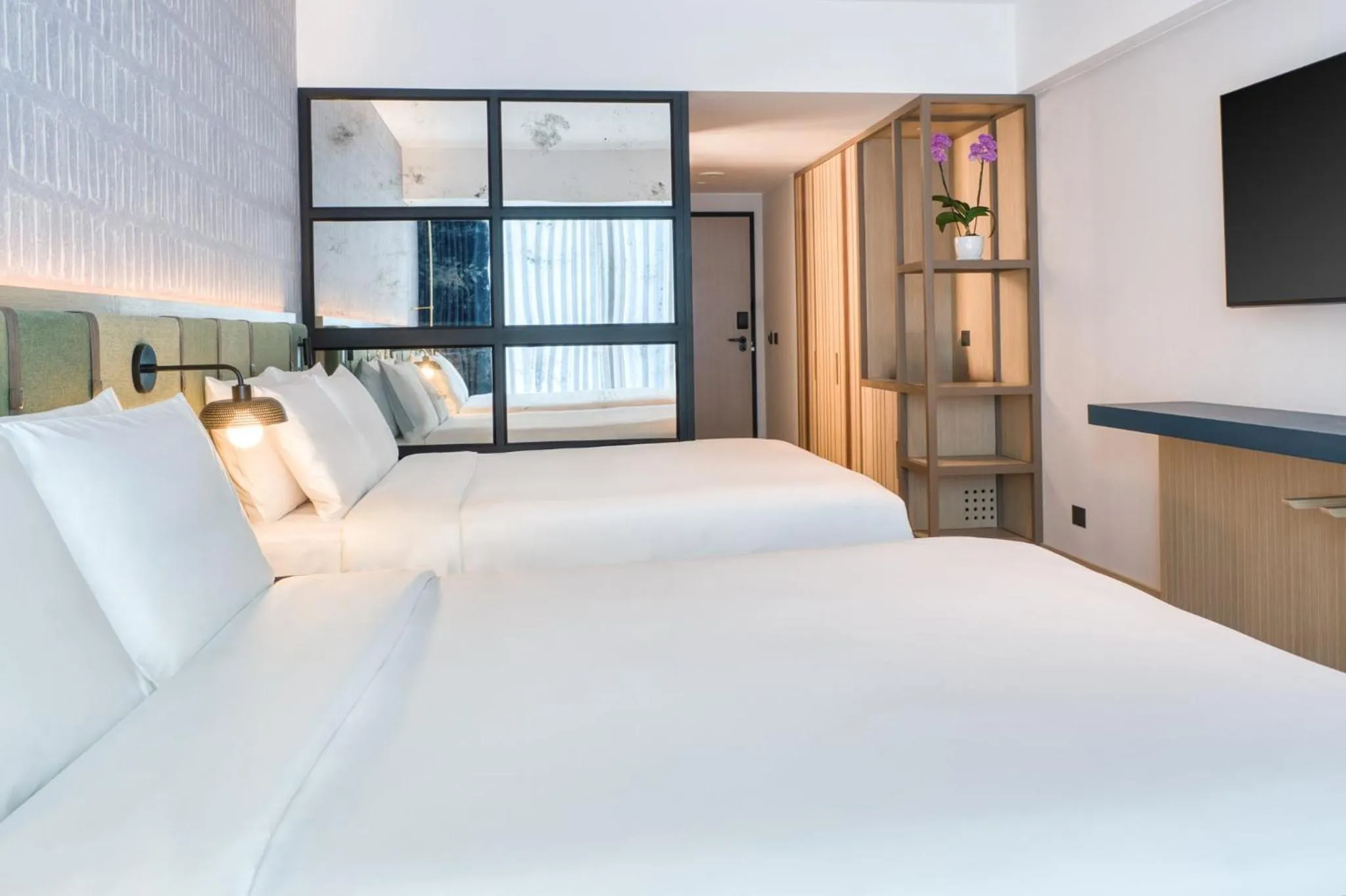 Photo of the whole room, Bed in Hotel Indigo Lima Miraflores by IHG