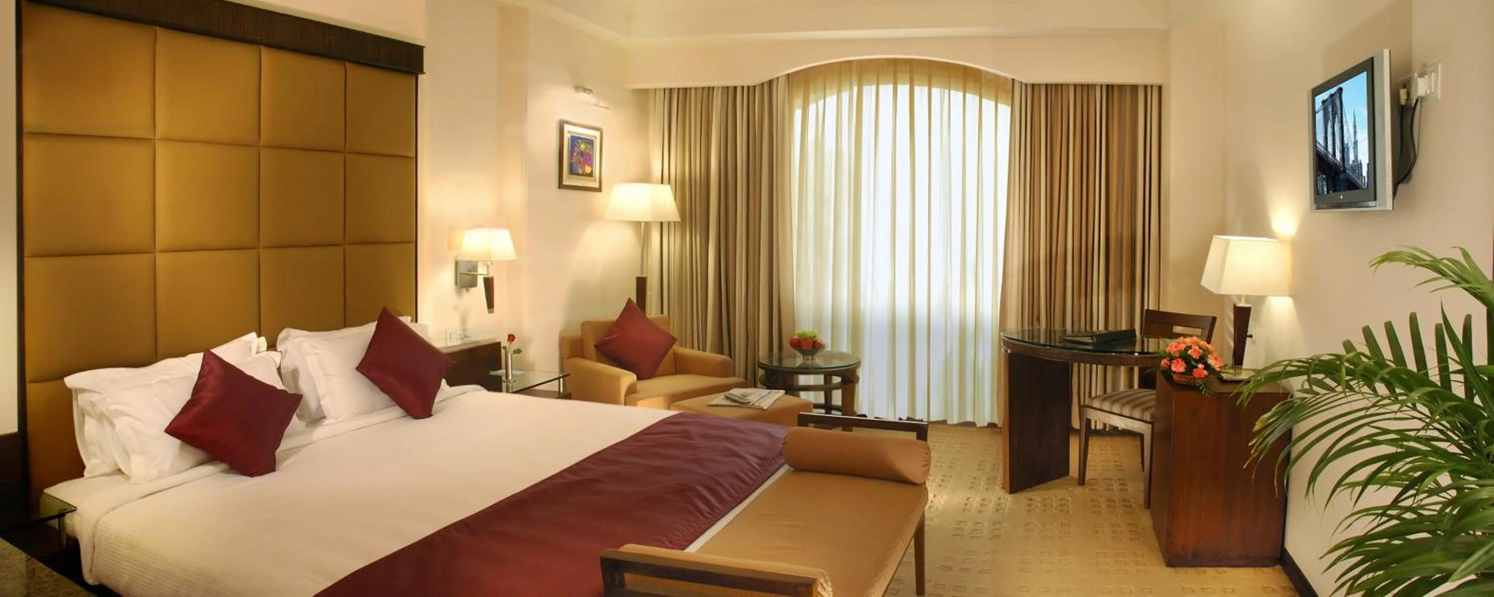 Living room, Bed in Inn Riviera Jammu