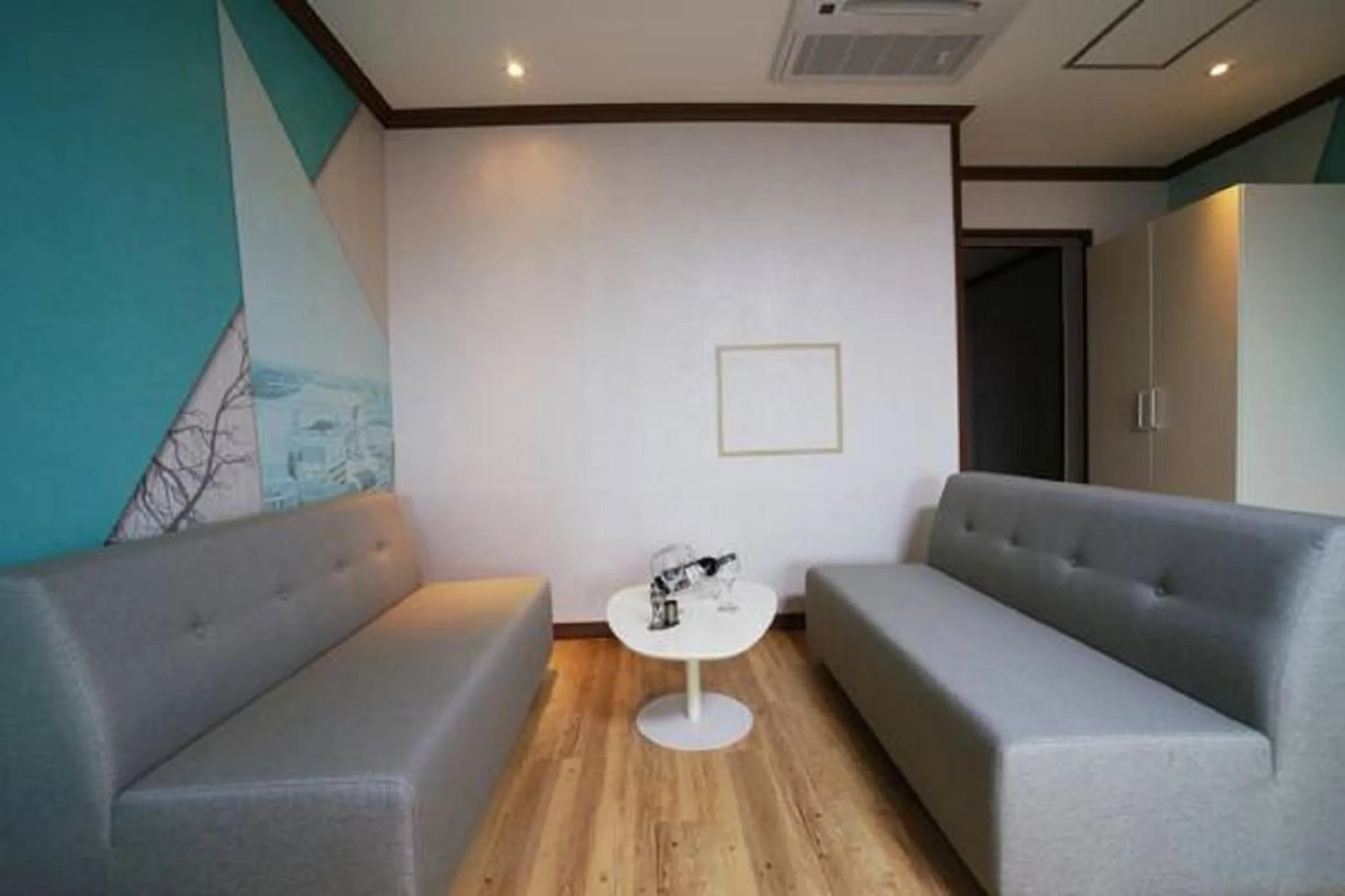 Seating area in Seongsan Aqua Beach Hotel