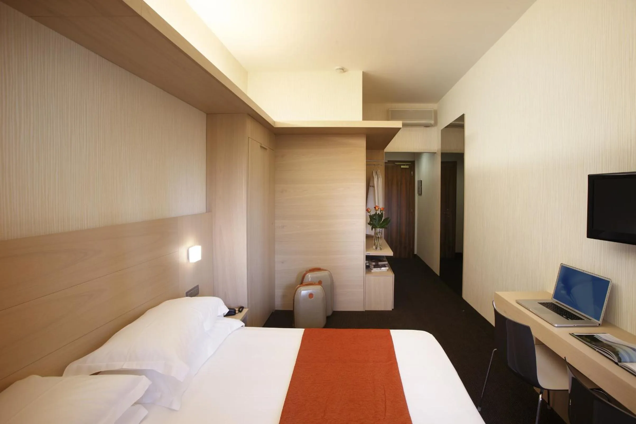 Photo of the whole room, Bed in Villa Luisa