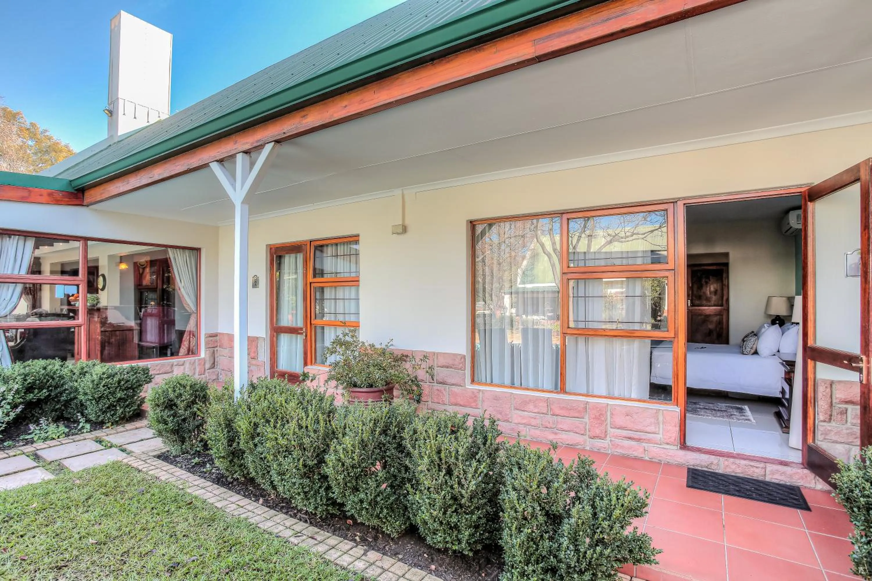 Patio in Sunninghill Guest Lodges