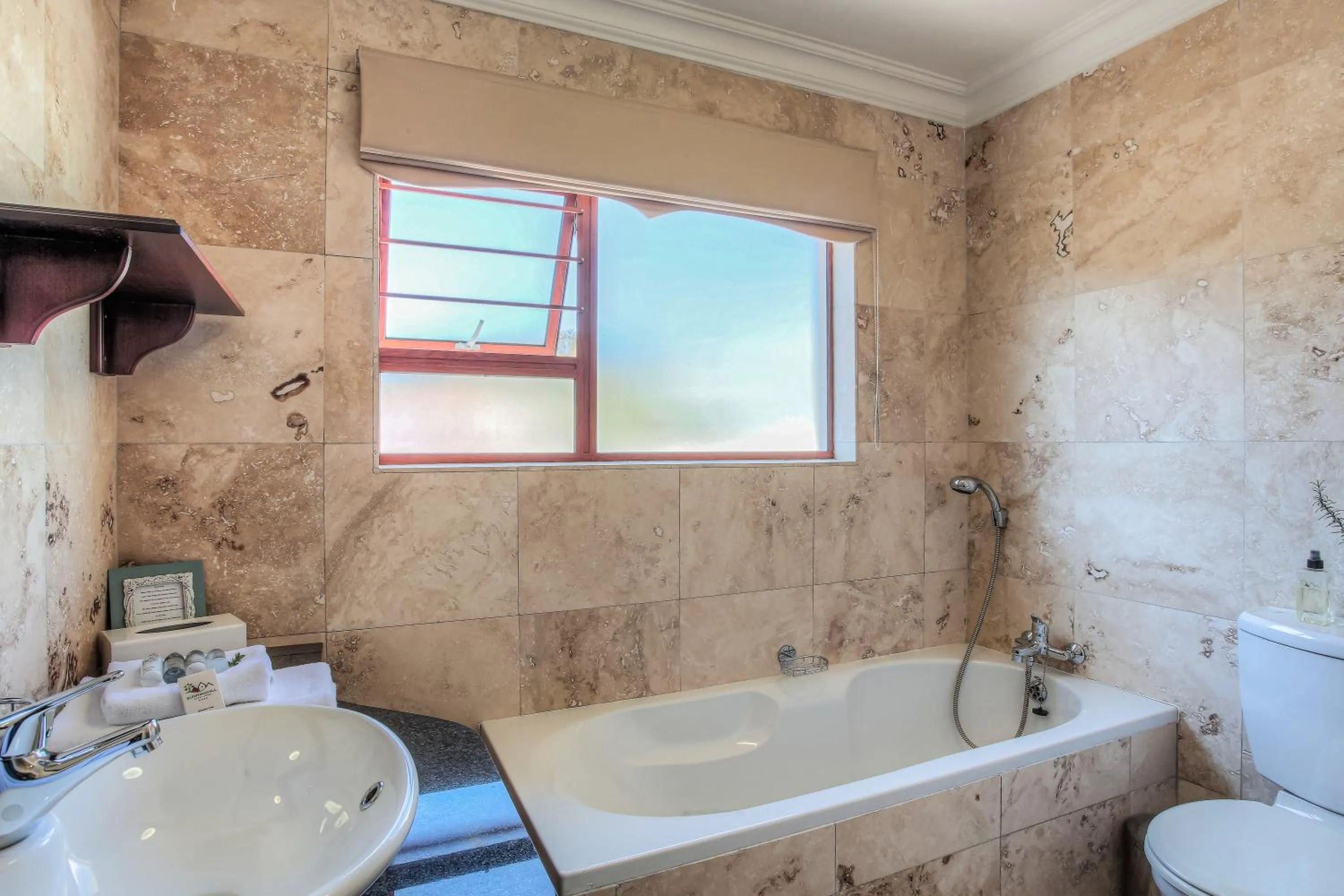 Bathroom in Sunninghill Guest Lodges