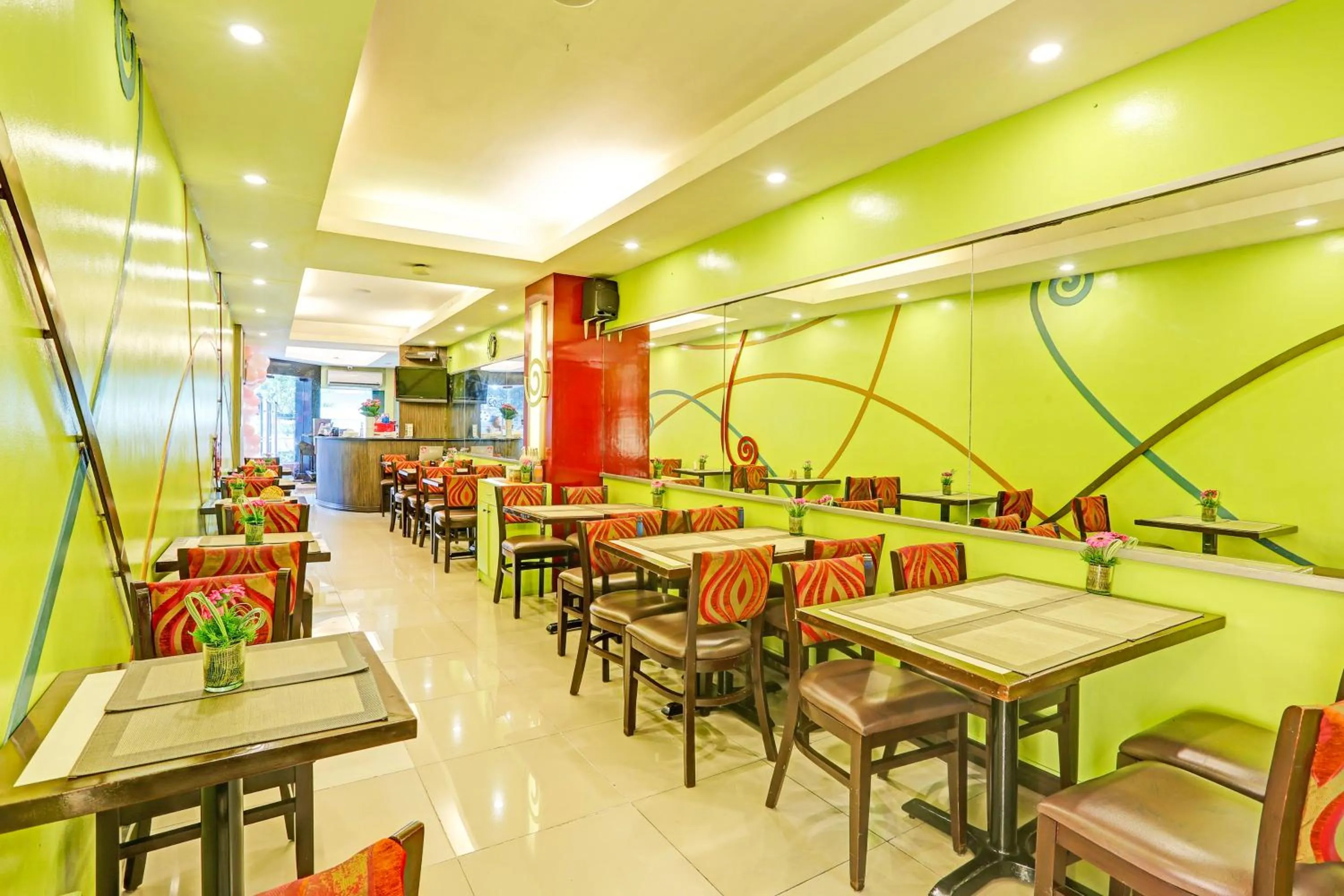 Restaurant/places to eat in VIP Hostel, Near PNR Pasay Evangelista, Makati Manila