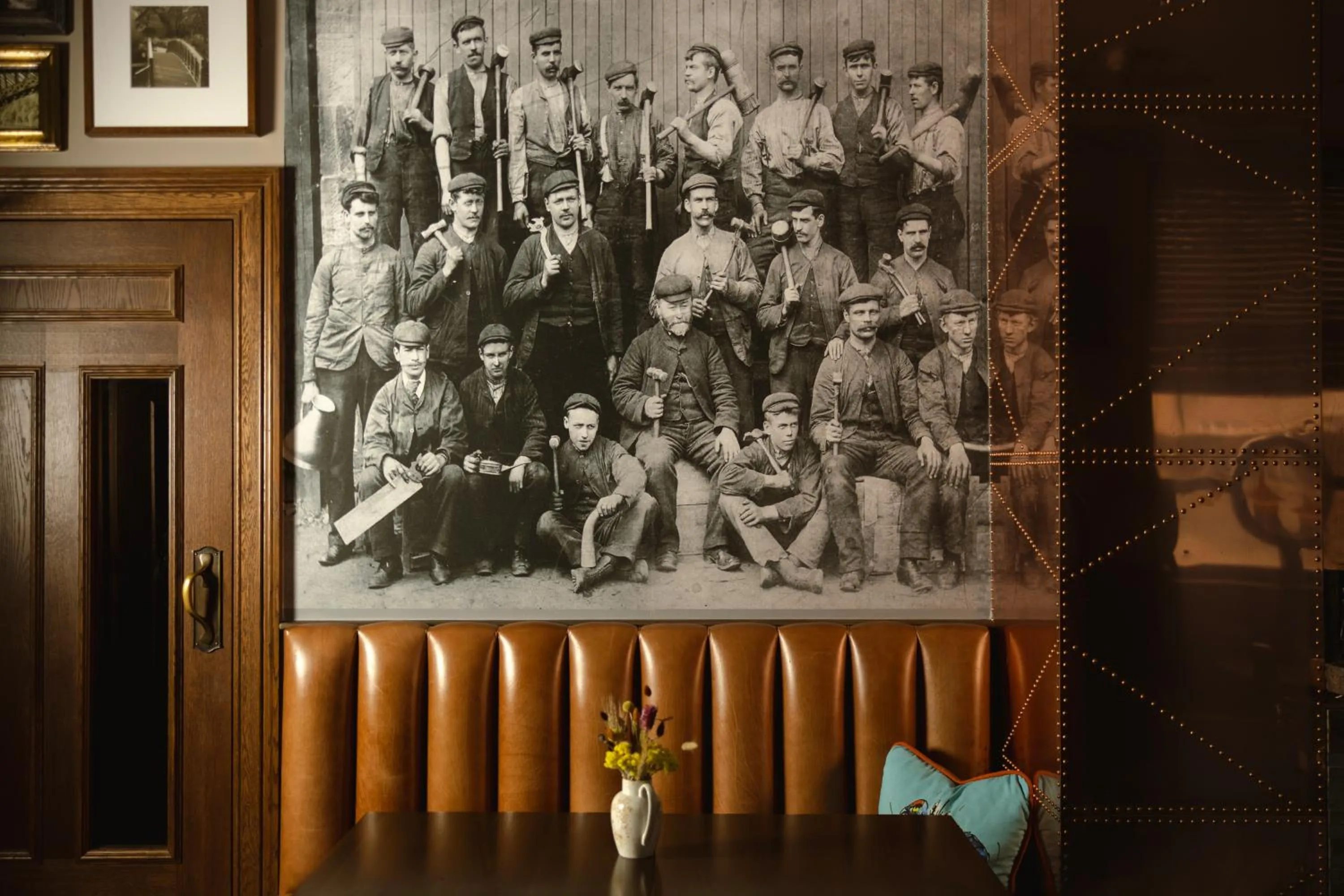 Restaurant/places to eat in The Station Hotel