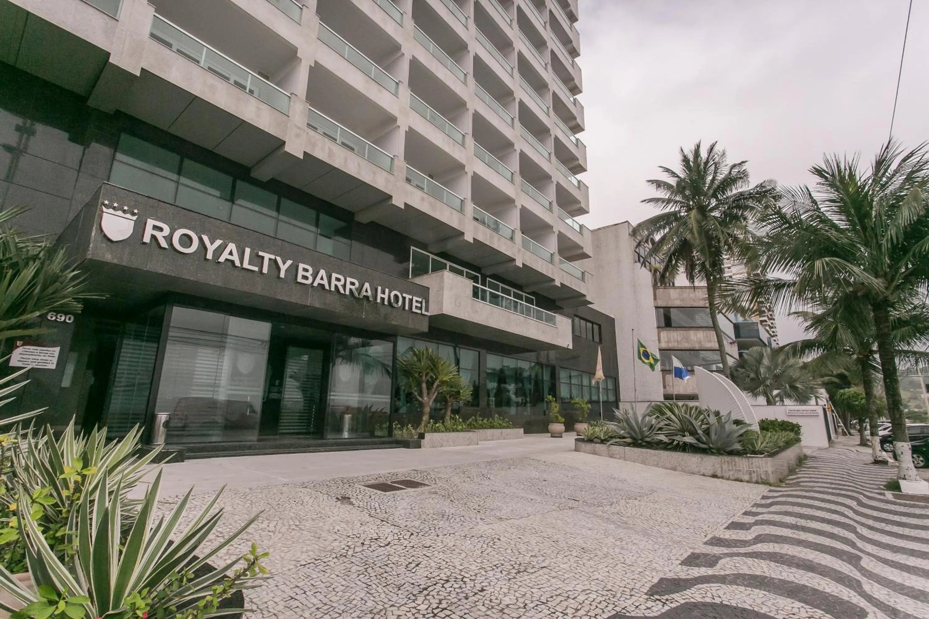 Day in Royalty Barra Hotel