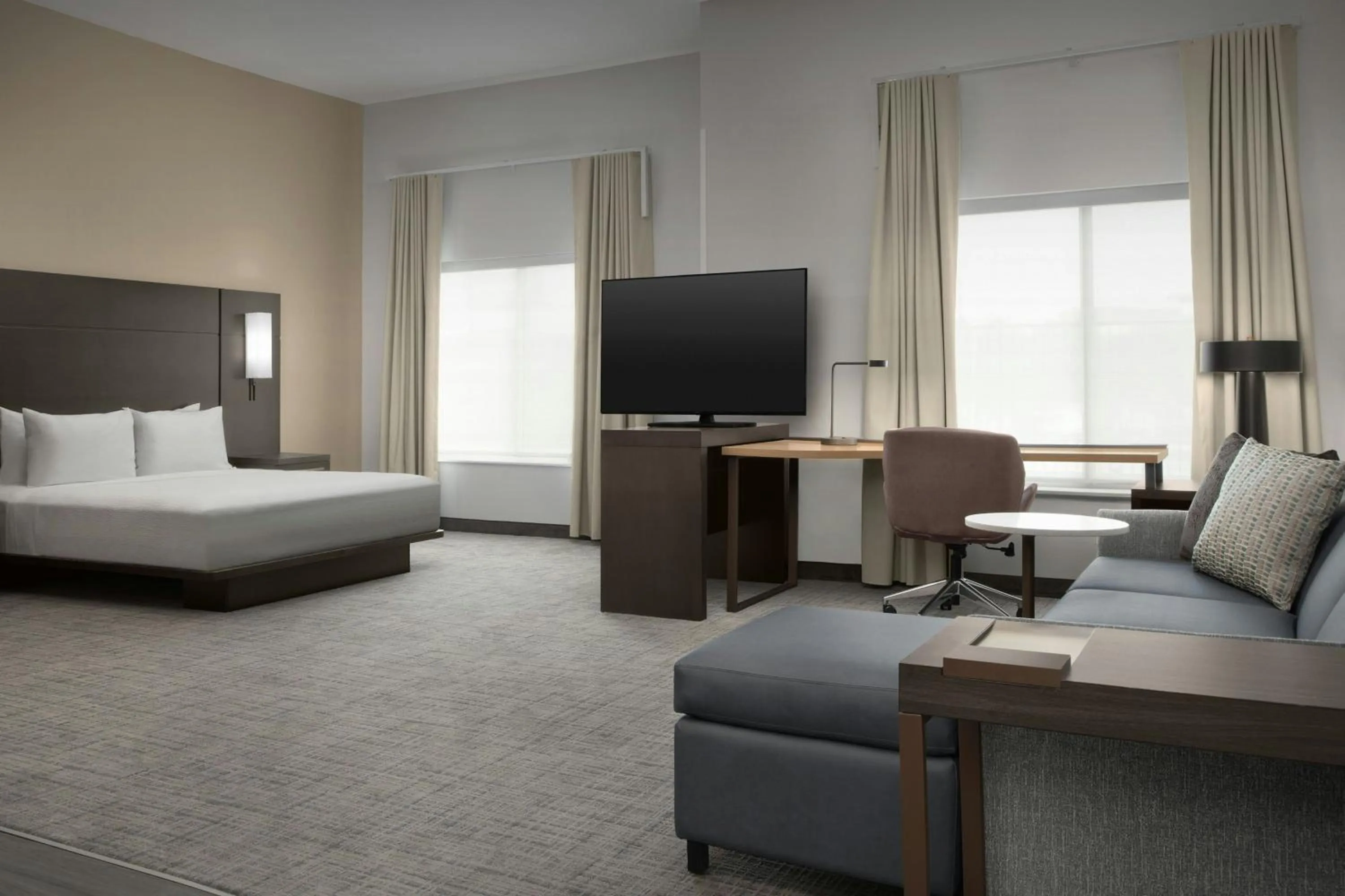 Photo of the whole room, Bed in Residence Inn by Marriott San Antonio SeaWorld /Westover Hills