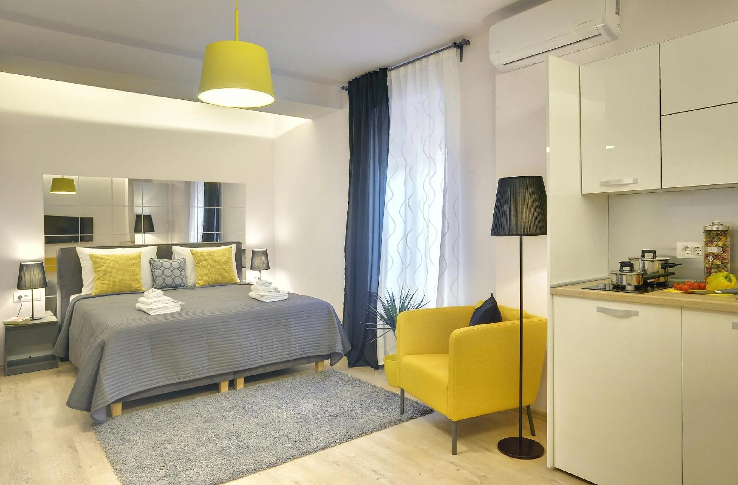 Kitchen or kitchenette, Bed in D&A Center Apartments with FREE Parking