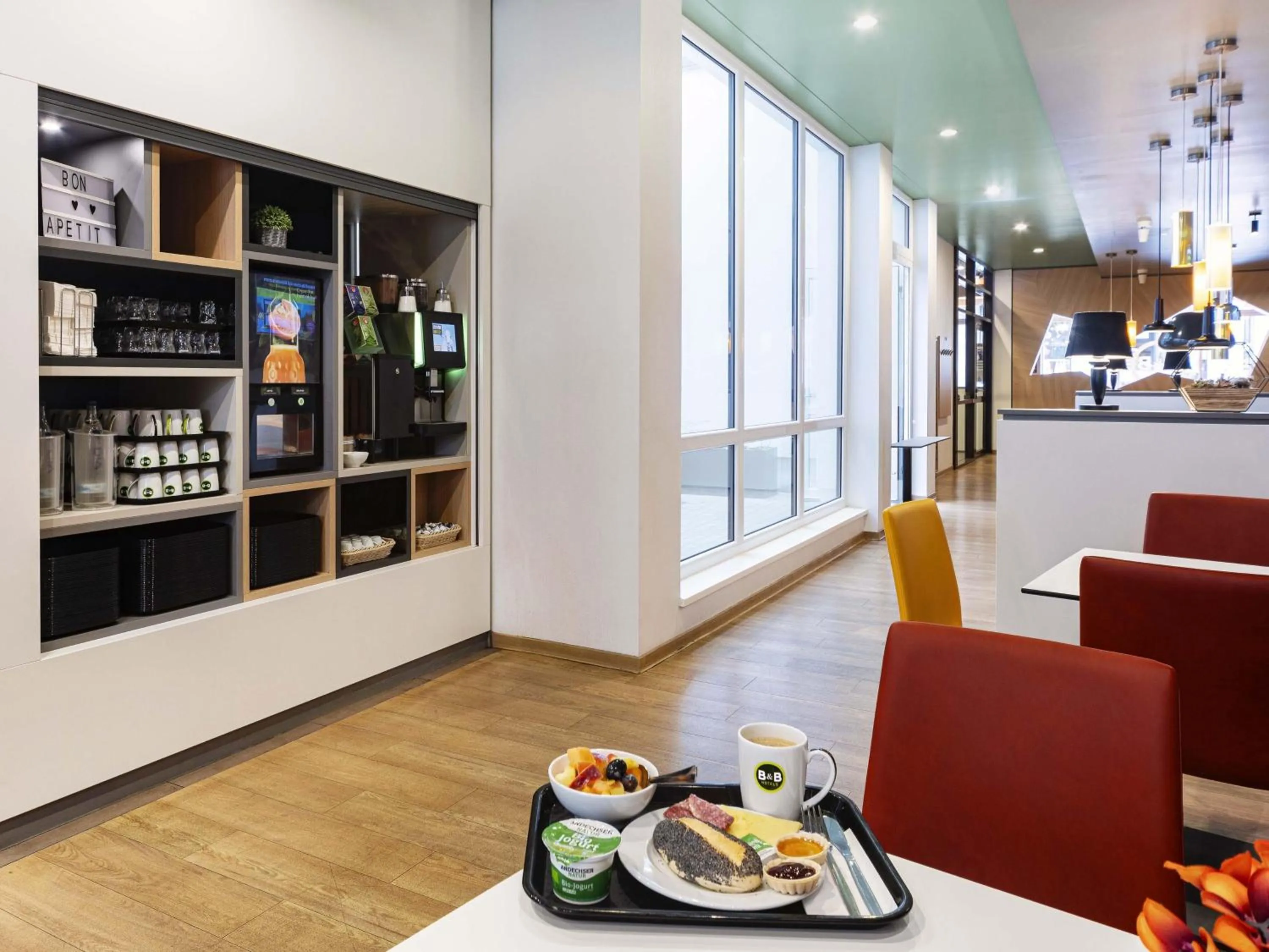 Lobby or reception in B&B Hotel Leipzig-City