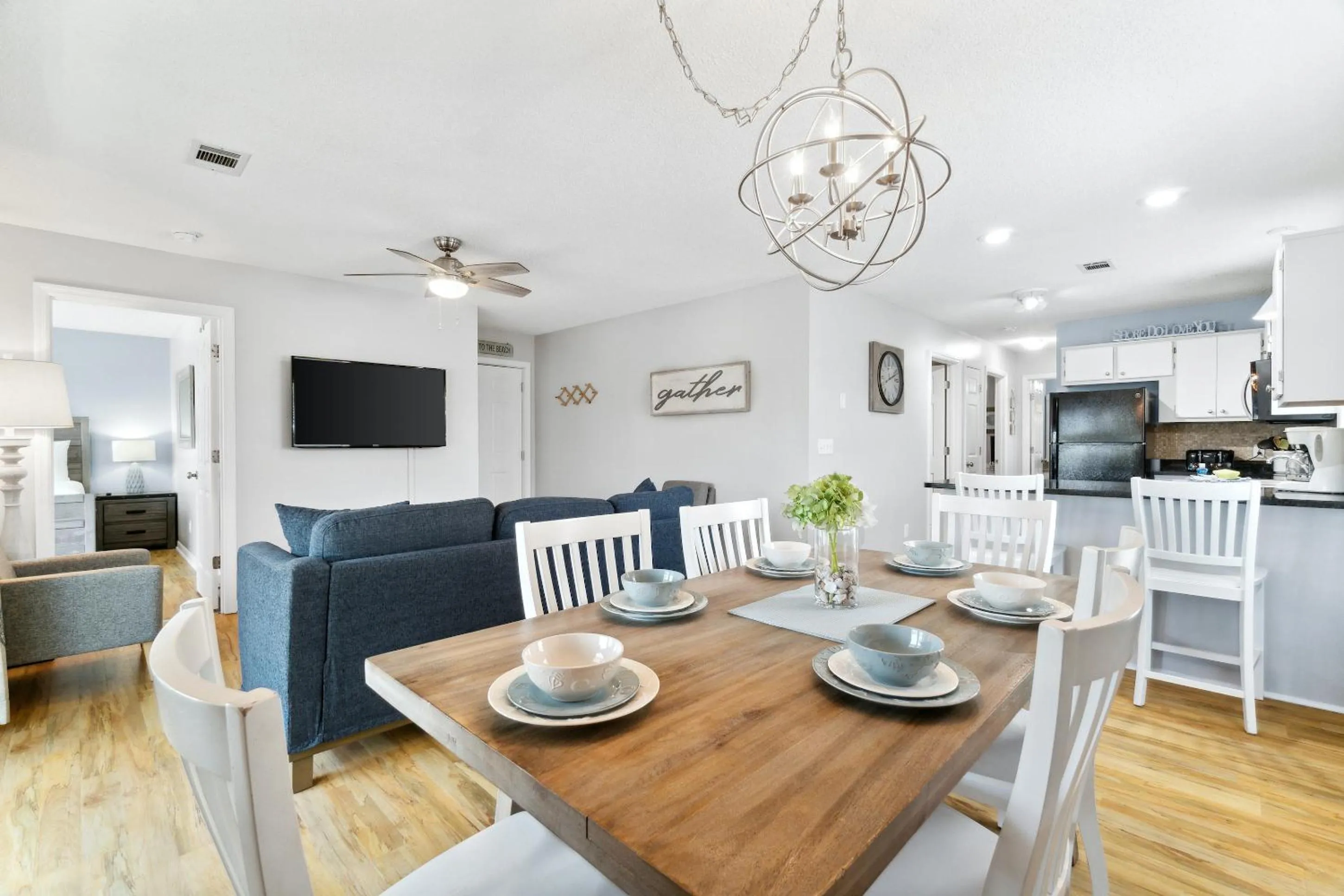 TV and multimedia in Beachside Villas by Panhandle Getaways