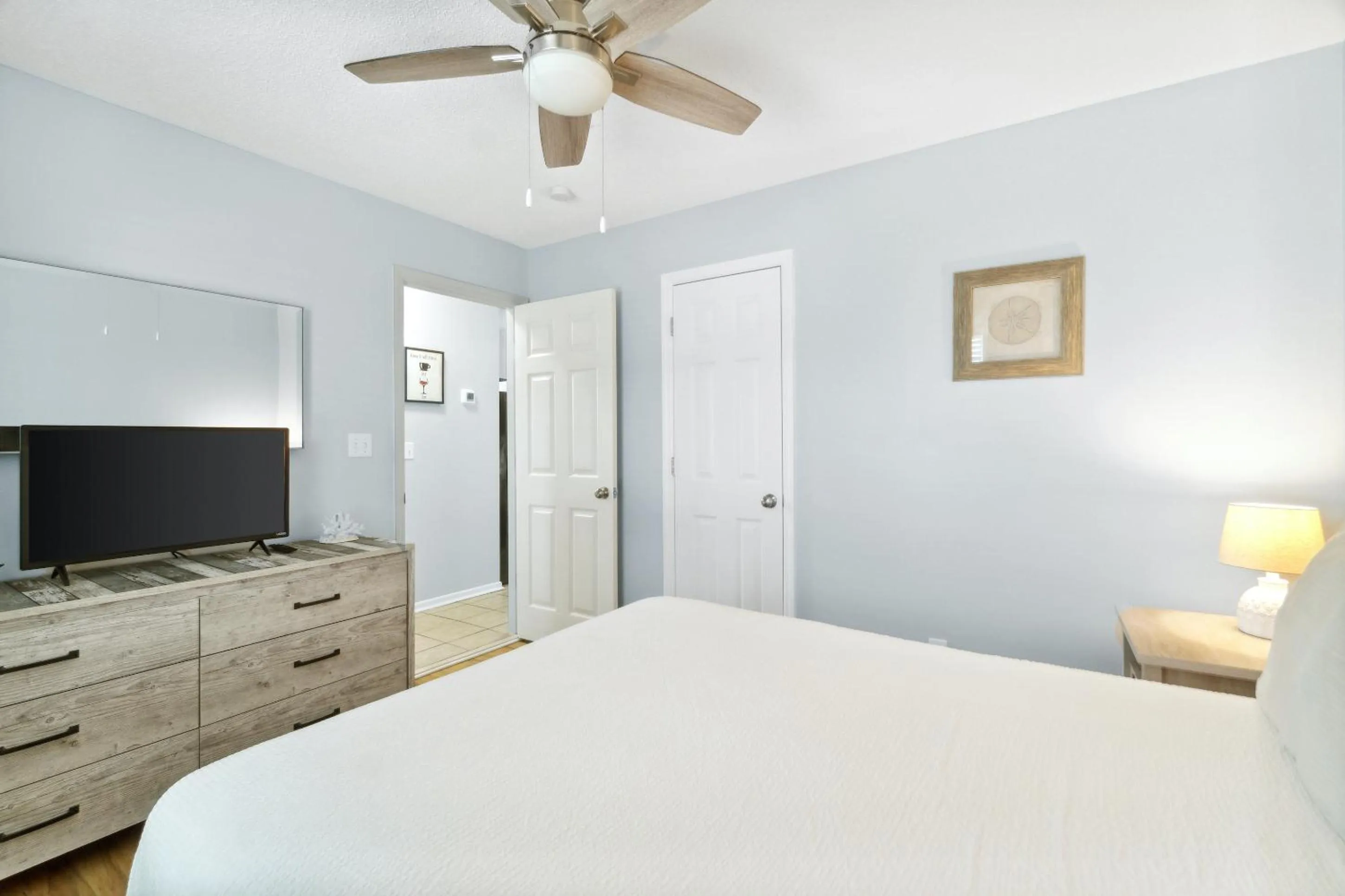 Bed in Beachside Villas by Panhandle Getaways