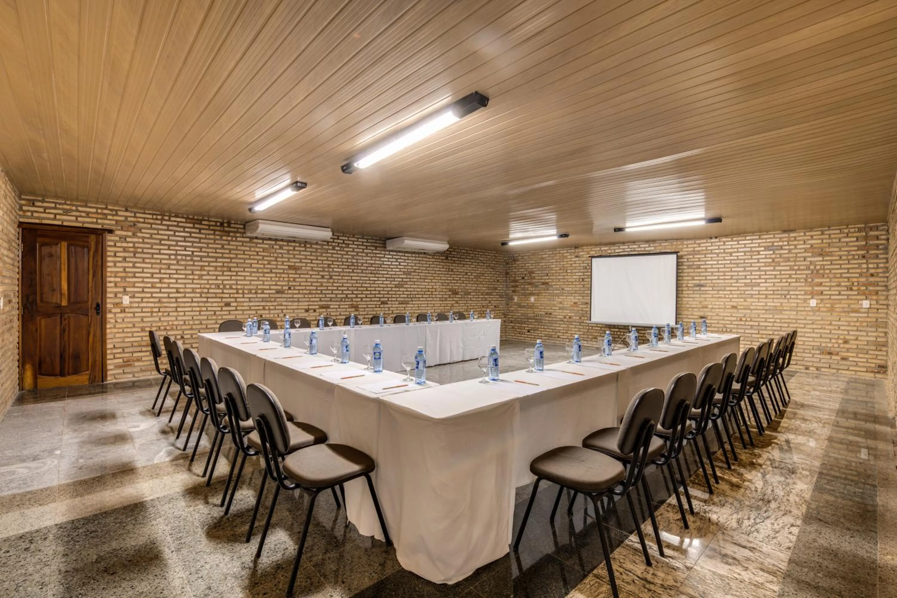 Business facilities in Coliseum Beach Hotel All Inclusive