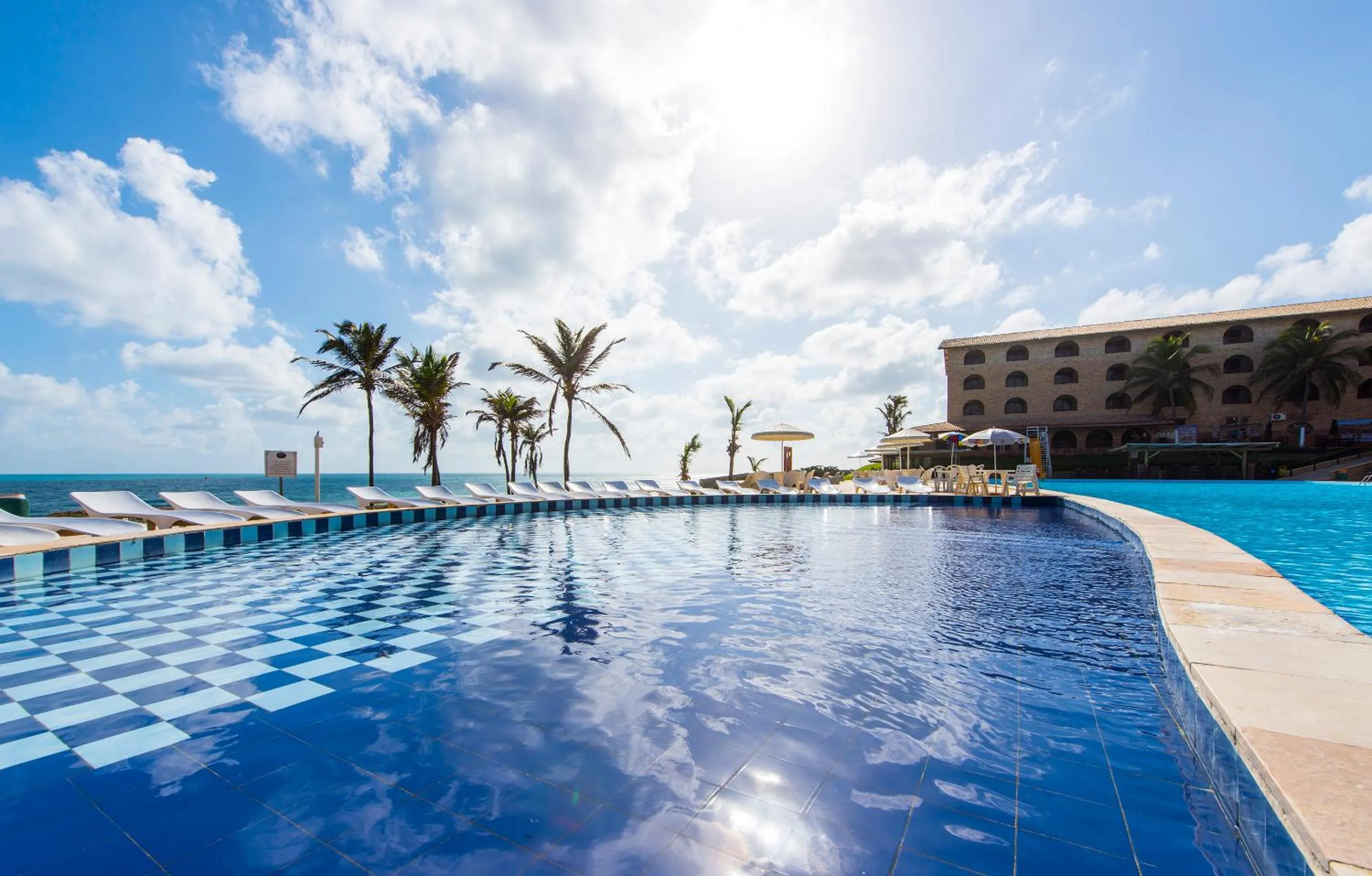 Swimming pool in Coliseum Beach Hotel All Inclusive