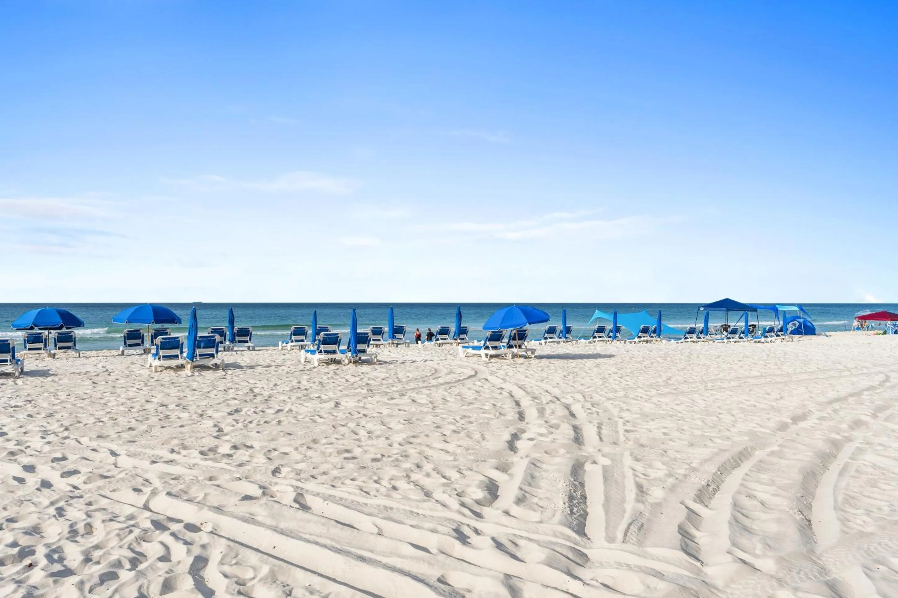 People in Ocean Villa by Panhandle Getaways