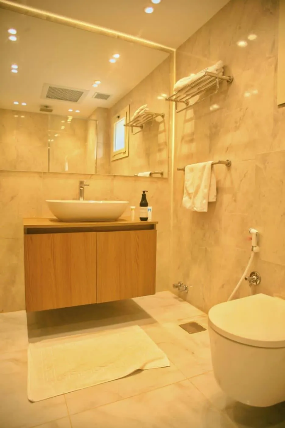 Bathroom in Settle Inn Cairo Festival City Villa