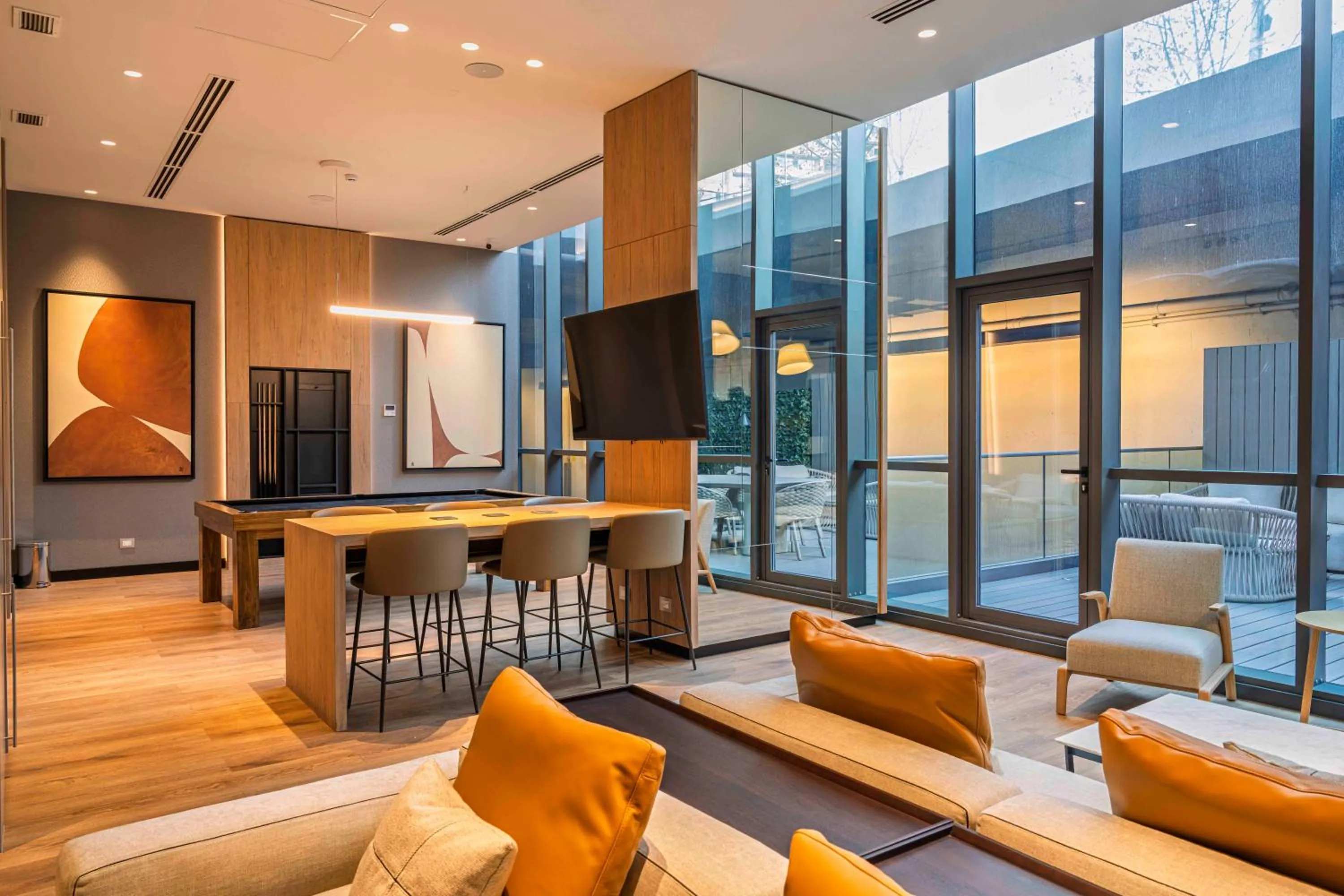 Area and facilities in Spot Suites