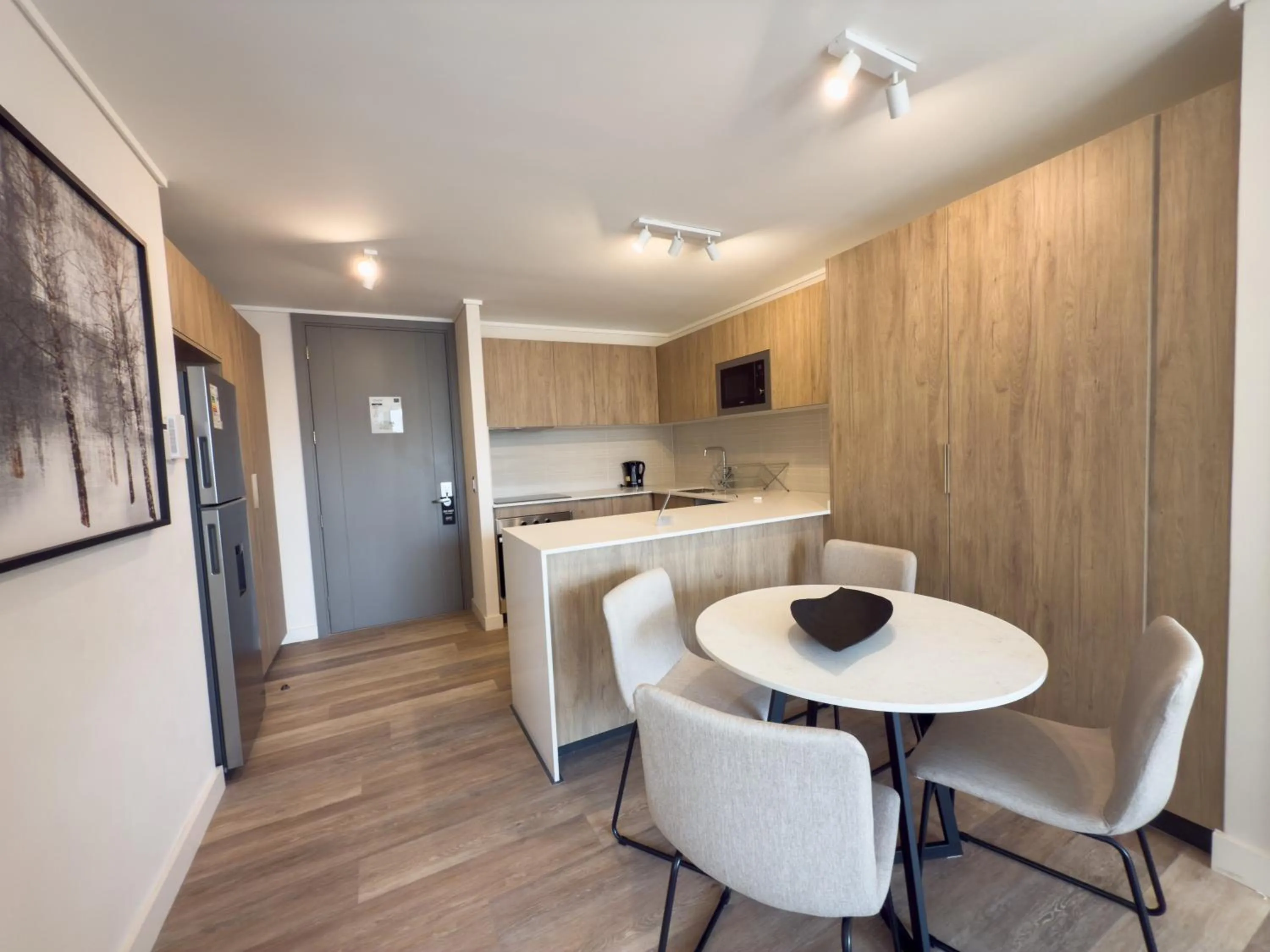 Dining area in Spot Suites