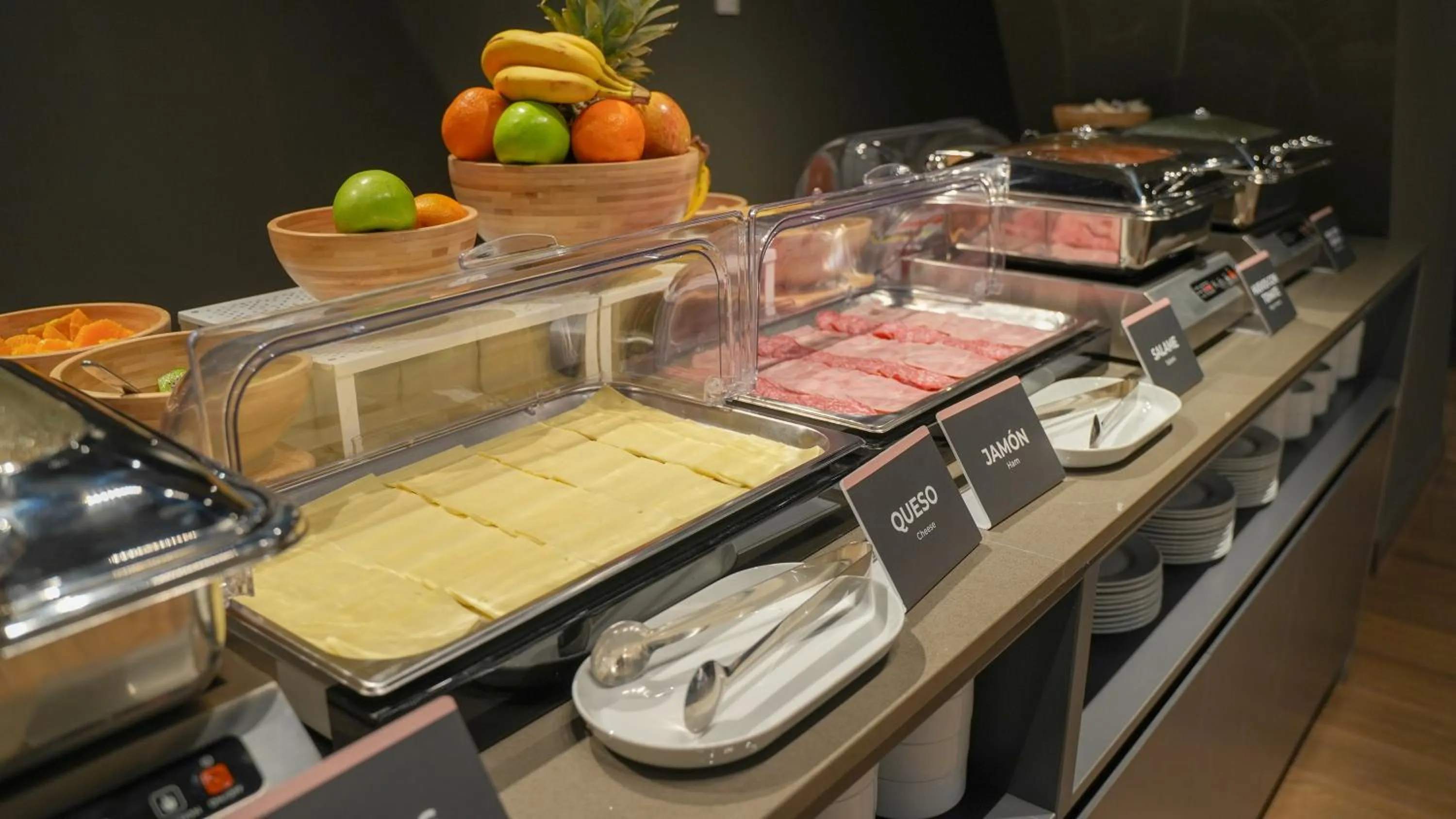 Buffet breakfast in Spot Suites