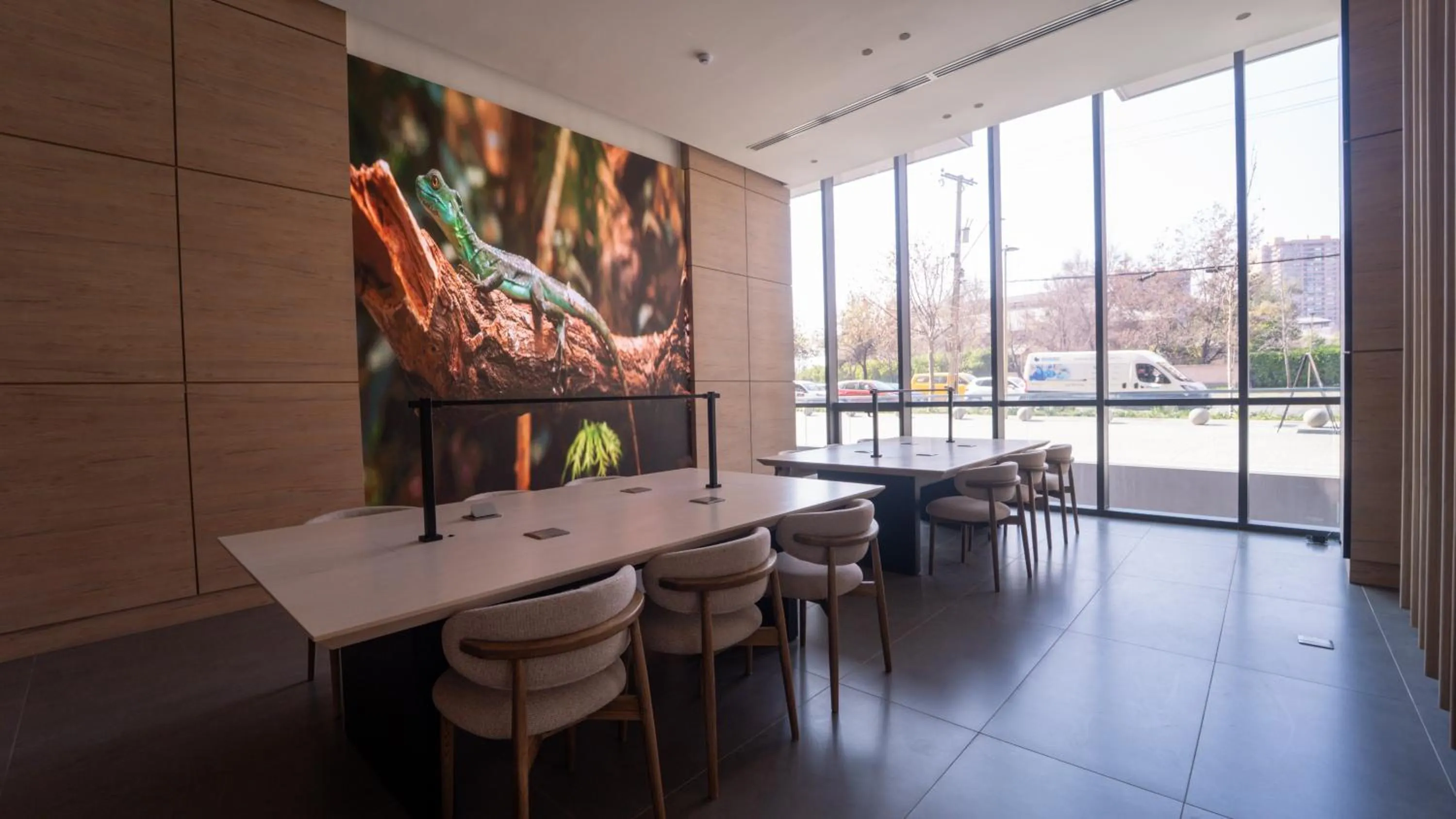 Property building in Spot Suites